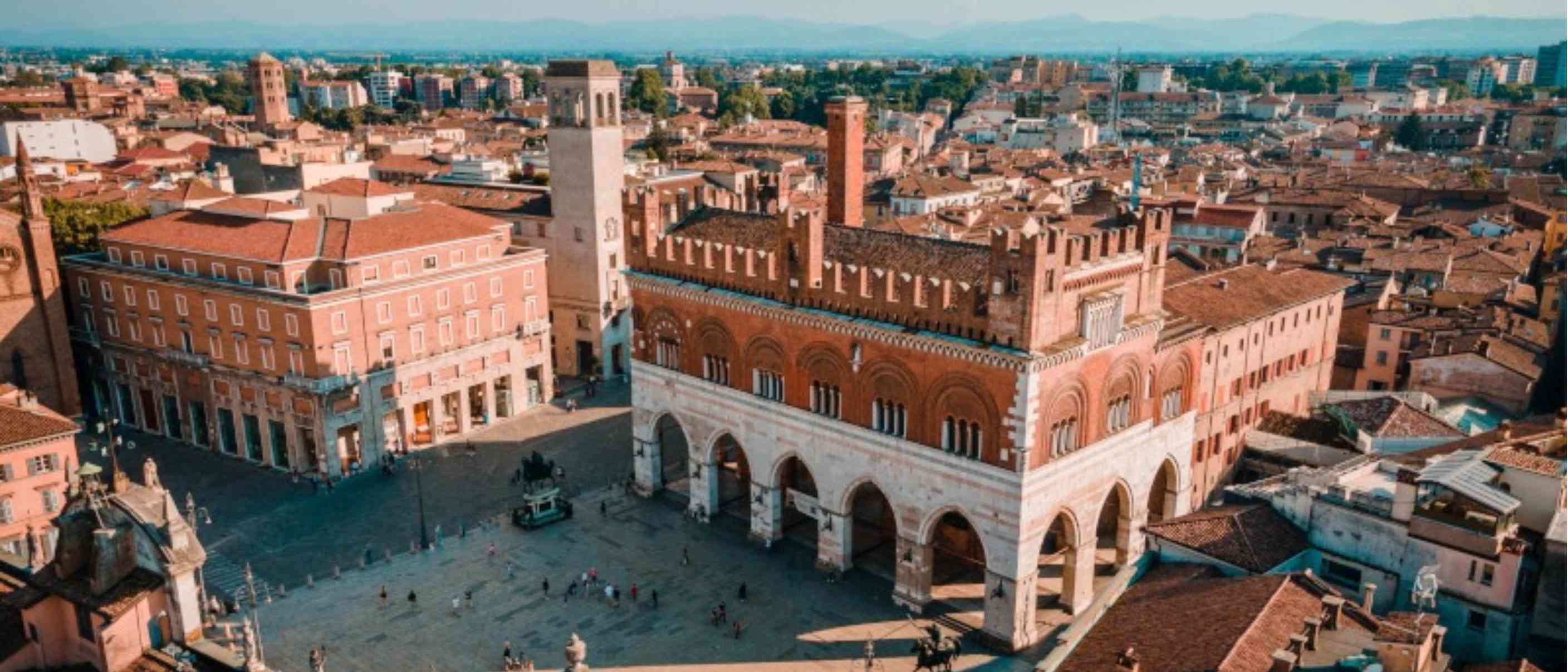 Visite guidate IAT-R Piacenza: Piacenza tra magia e realtà