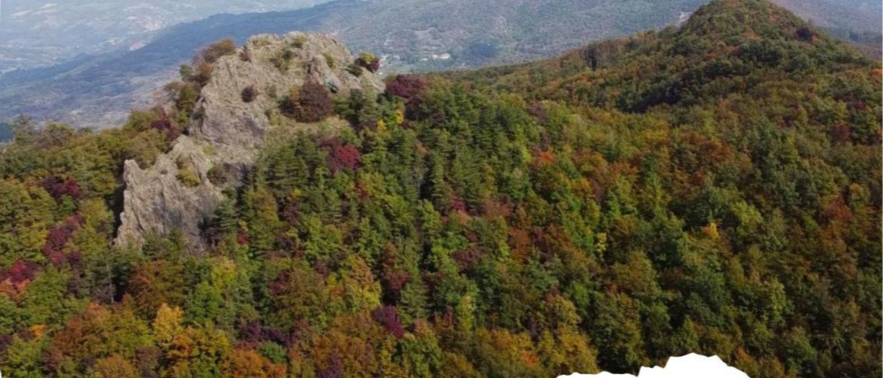 Solstizio d'inverno tra sassi neri e antiche vie