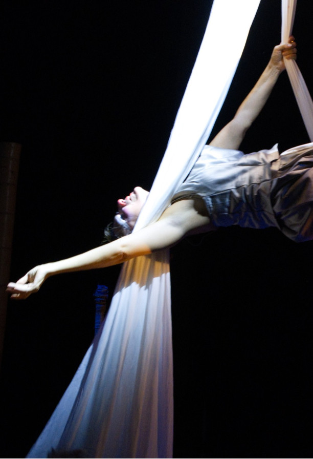 ME.DEA una risata ad occhi aperti