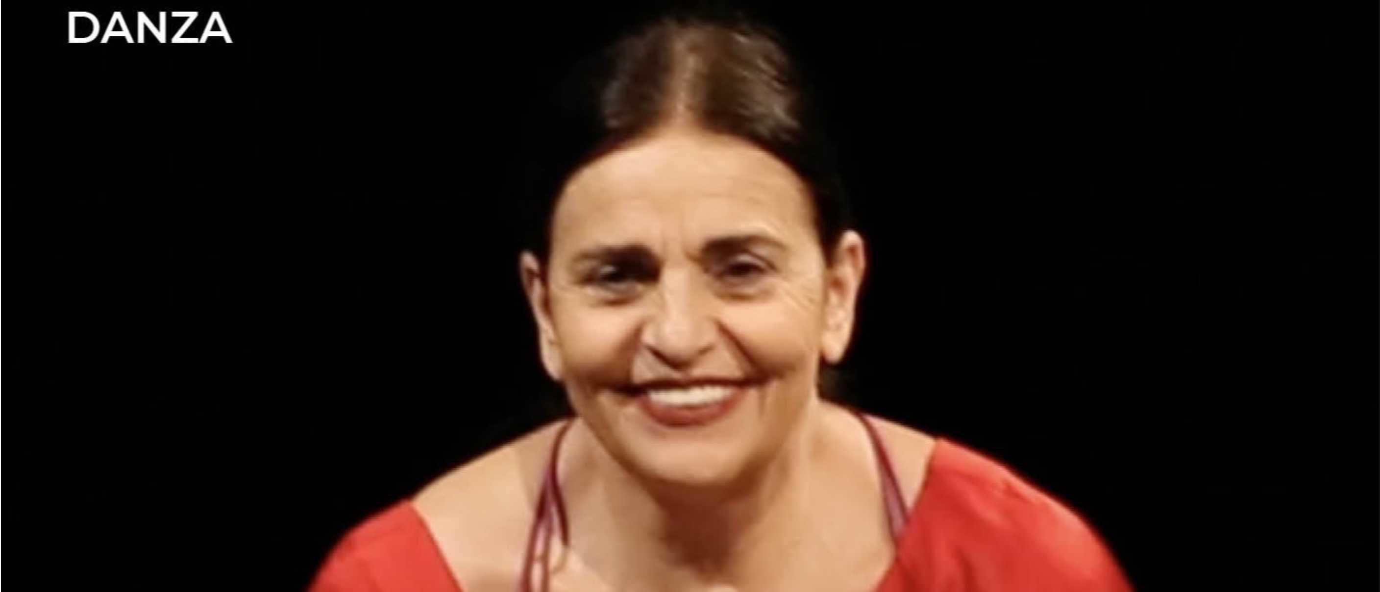 Miss Lala al Circo Fernando / In a room