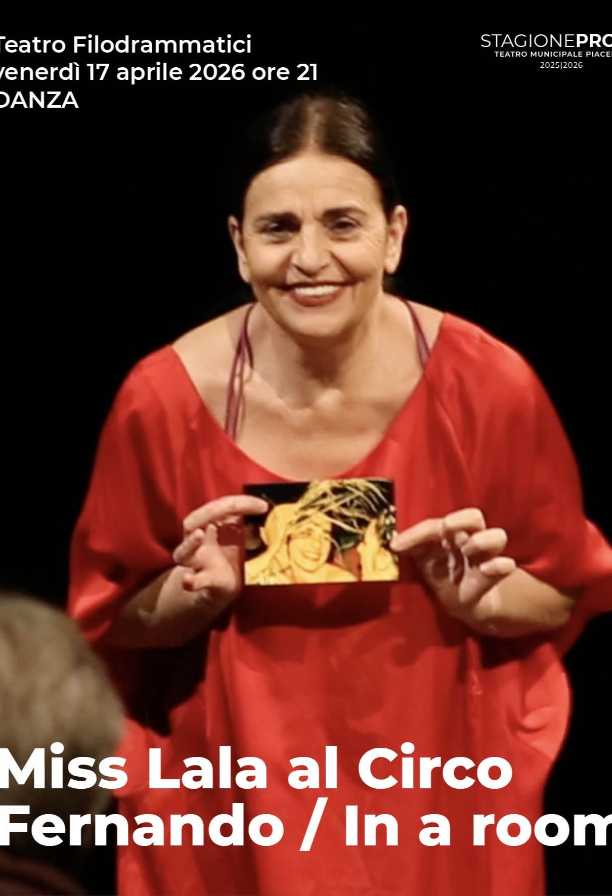 Miss Lala al Circo Fernando / In a room