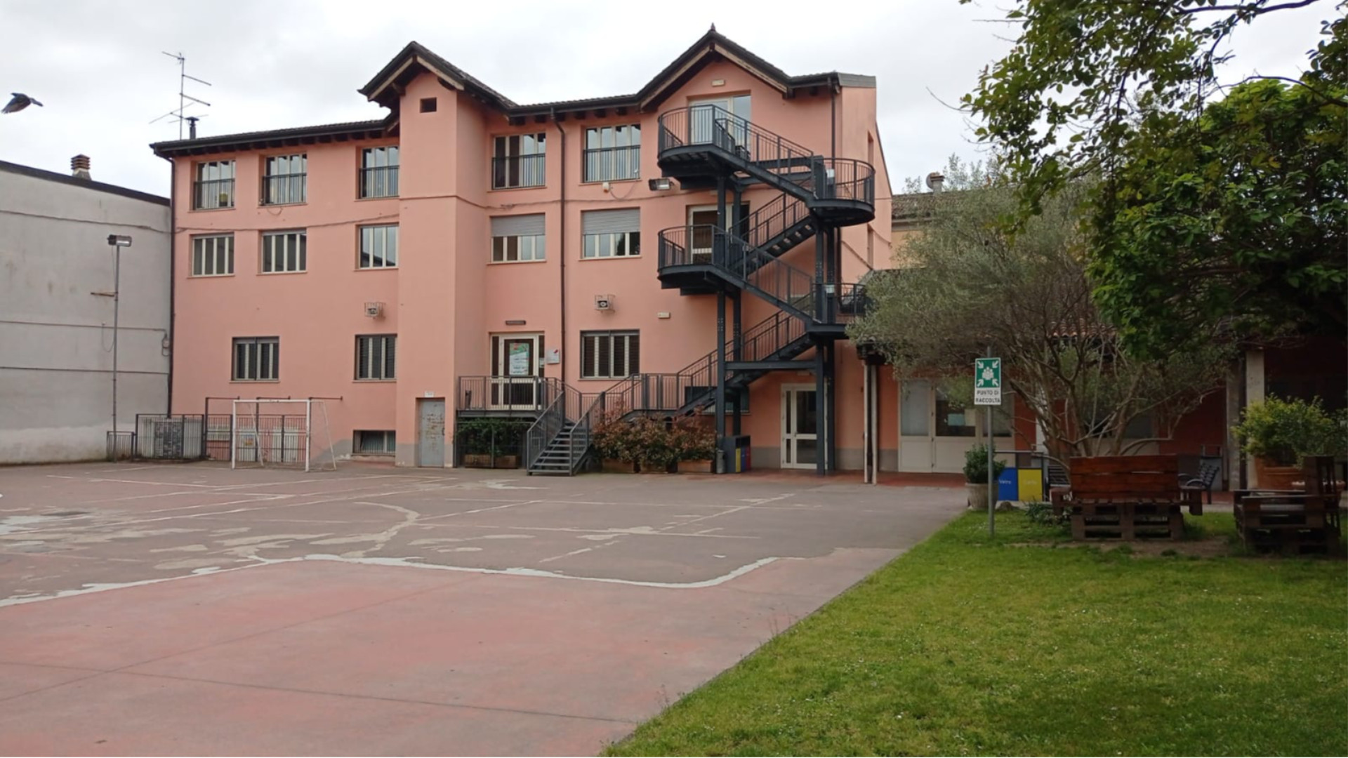 Classi in esubero al Volta di Castello, saranno ospitate in oratorio