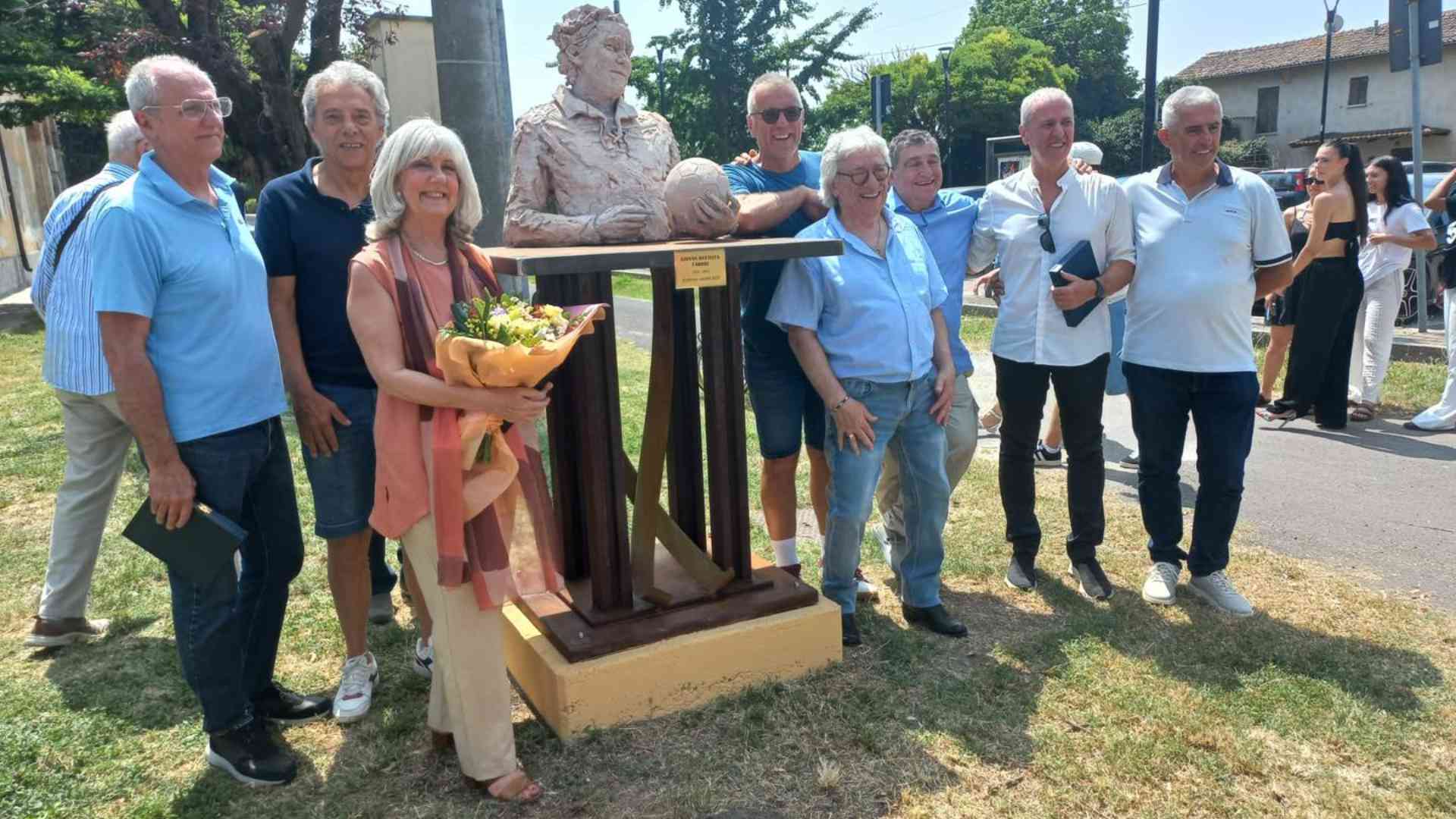 Dieci anni senza GB Fabbri: un busto e la piazza intitolata nel suo paese natale