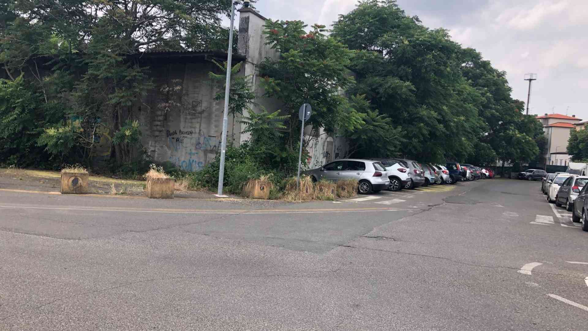 Spari all'ex Berzolla, un ferito e un arresto. In manette anche il fratello dell'aggressore