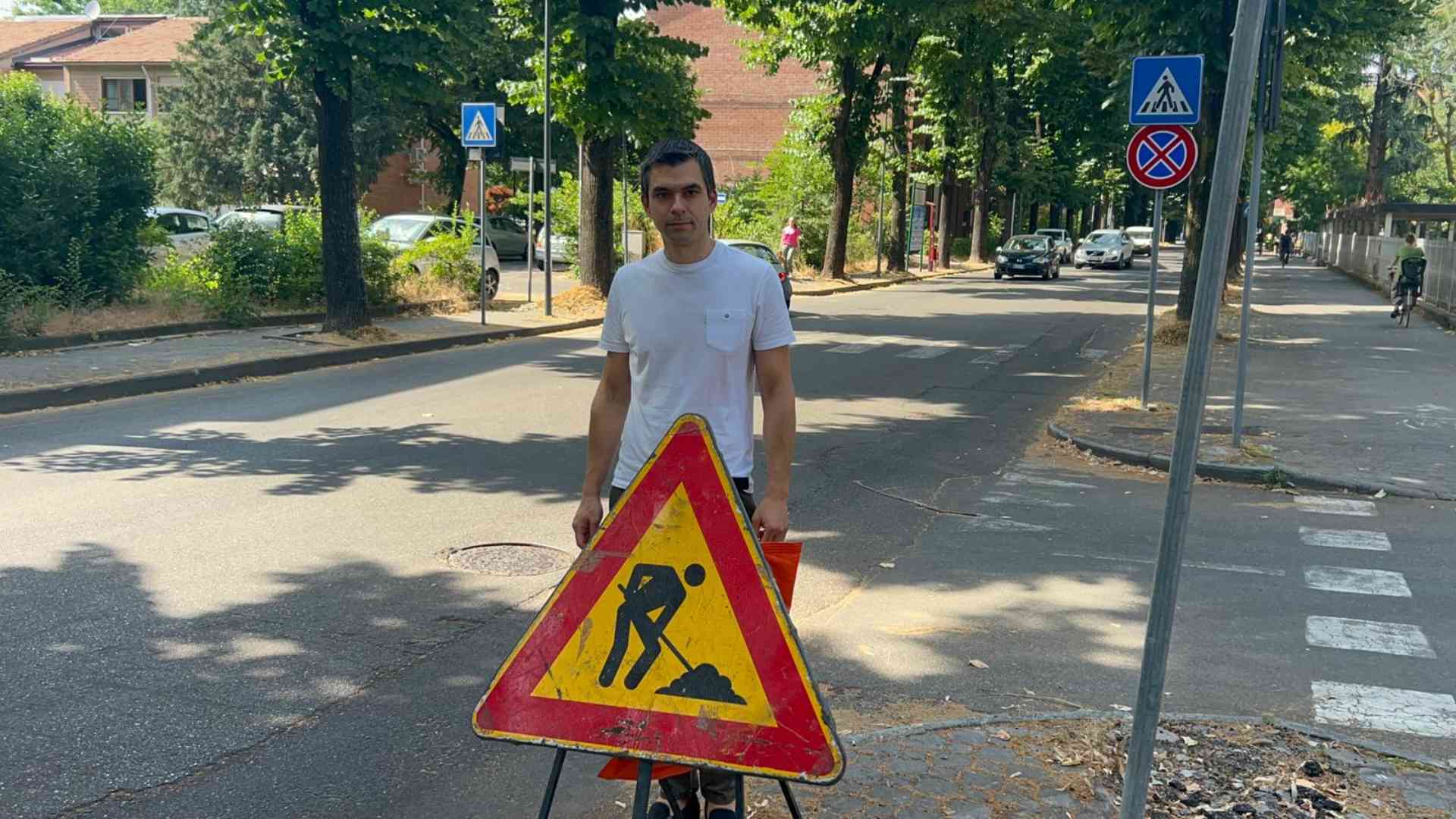 Via Damiani, 14 cantieri in tre anni. «Ma ancora buche e disagi»