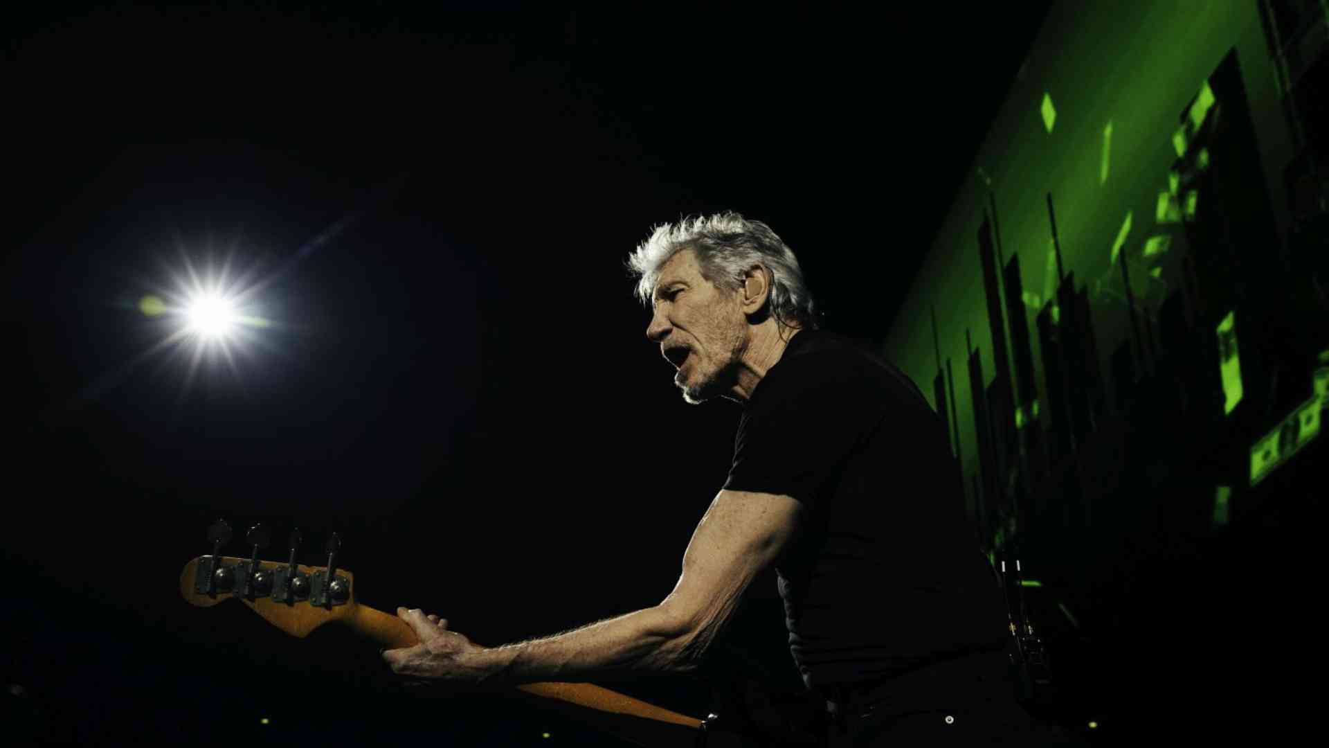 Roger Waters durante lo show a Praga