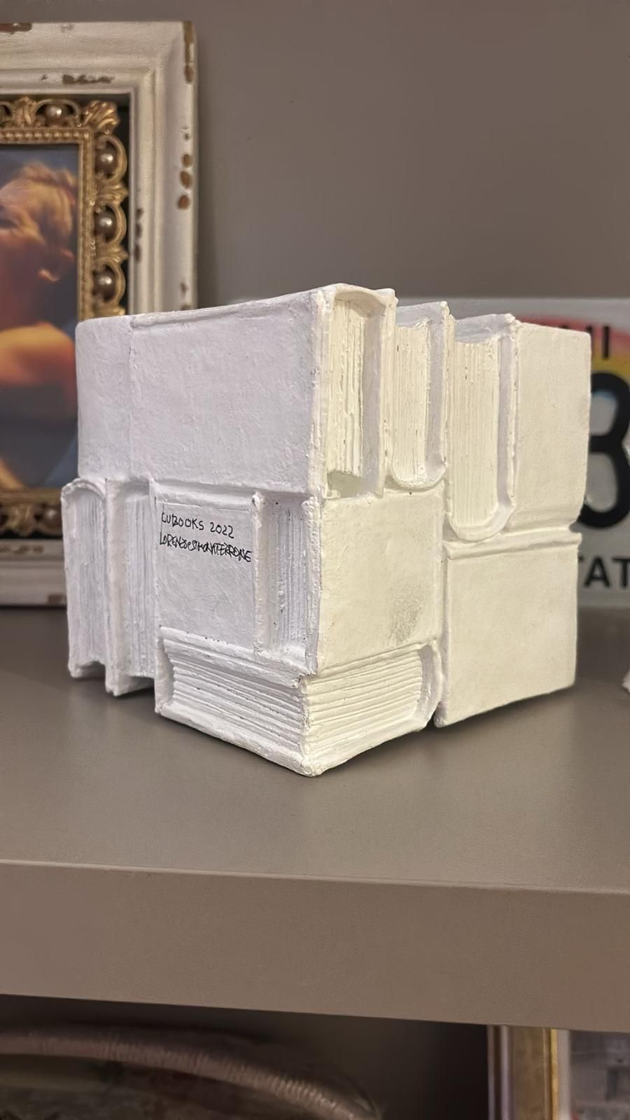 Un prototipo del jukebox letterario, a cura degli artisti Lorenzo e Simona Perrone