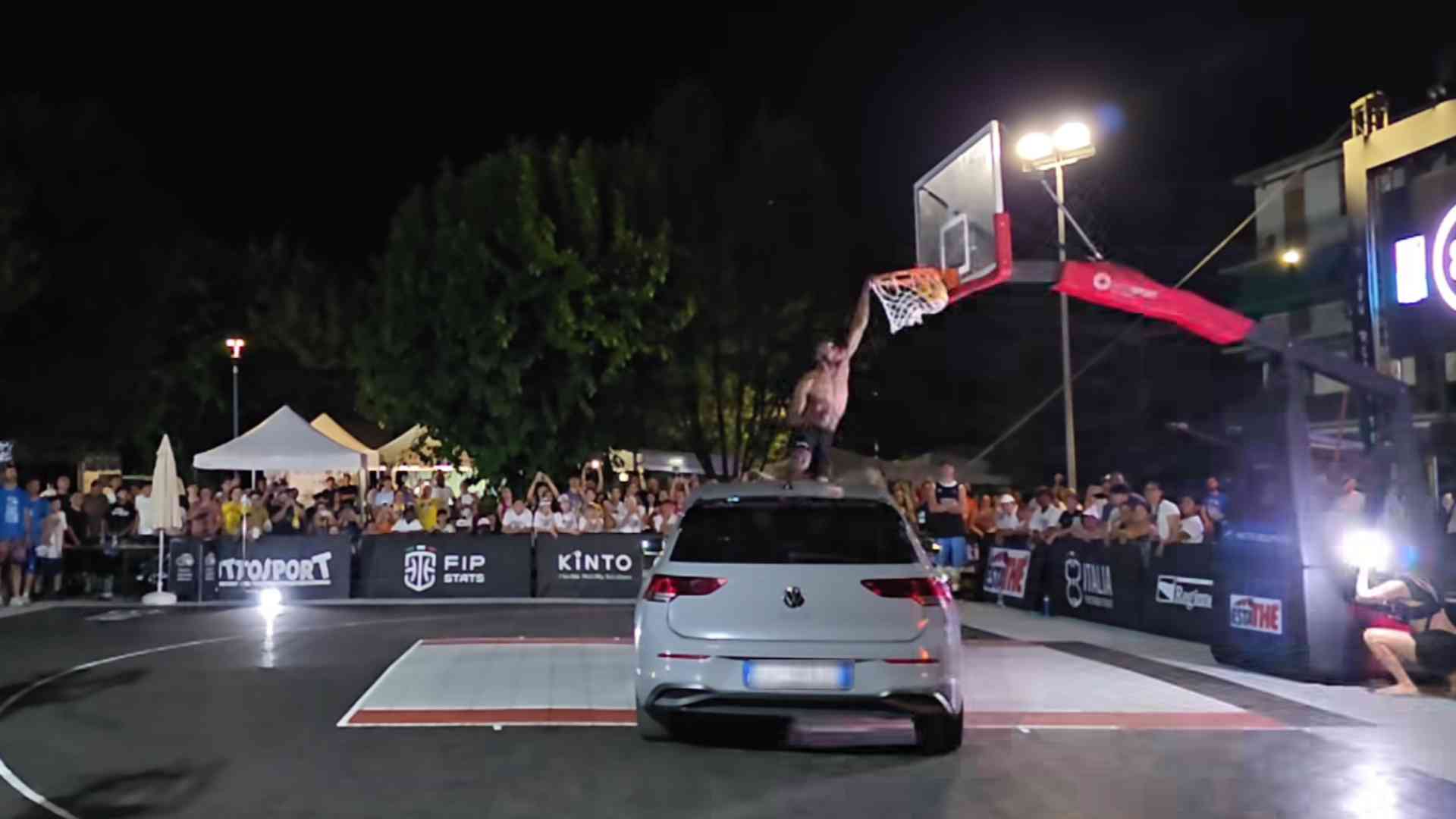 Il Dkb parte subito forte, oggi l'atteso Stramlòn