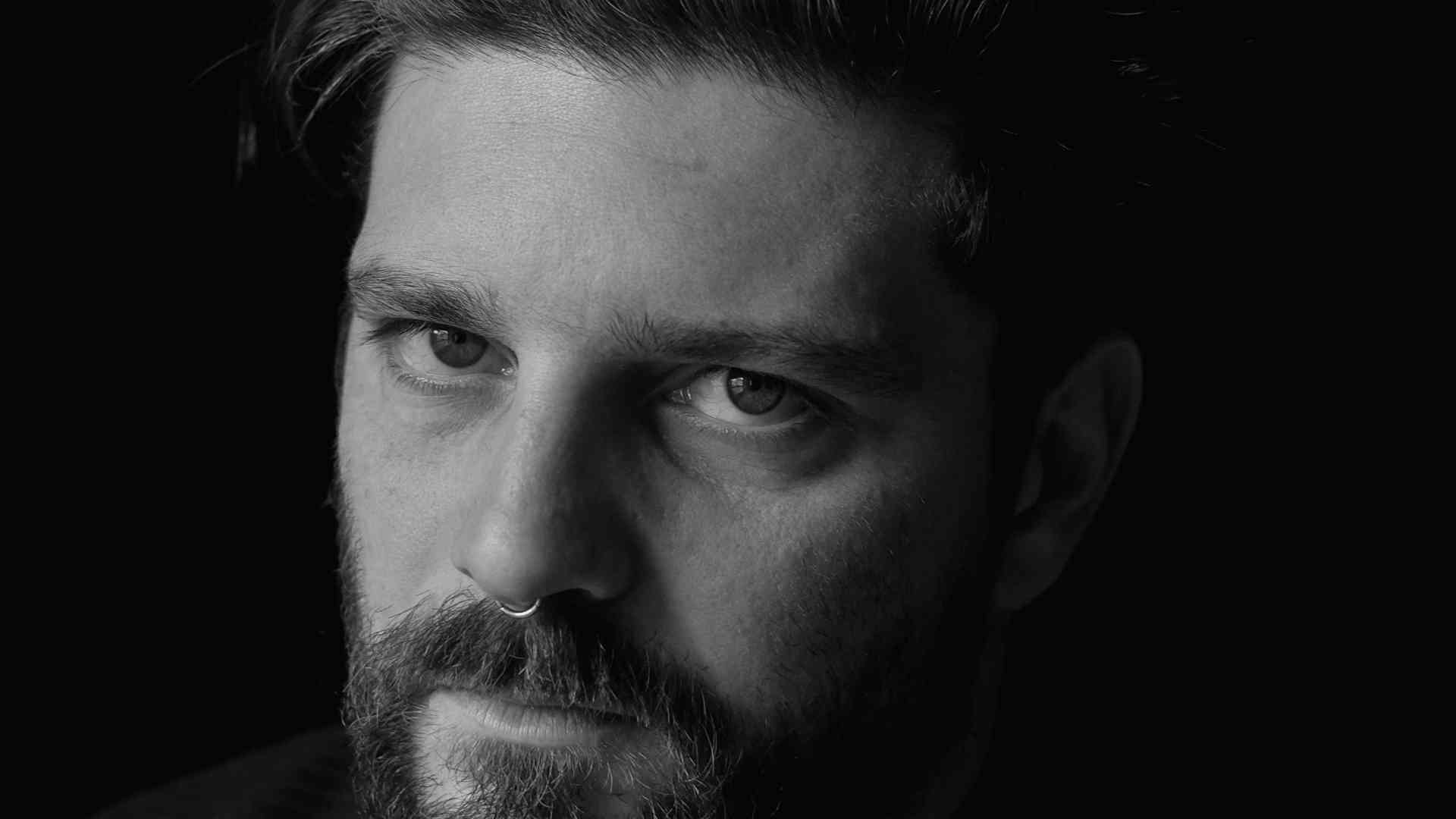 Il fotoreporter Micalizzi ospite di "Estate nei chiostri" a Milano