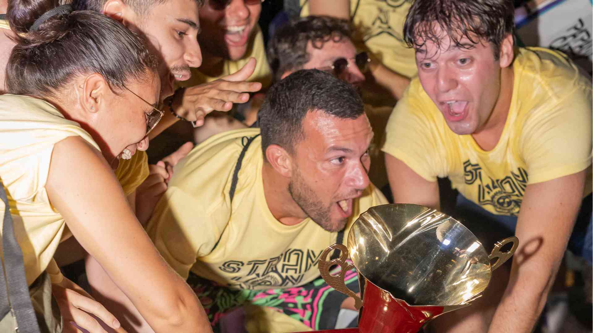 Spettacolo e pienone al Dkb, stasera gara delle schiacciate