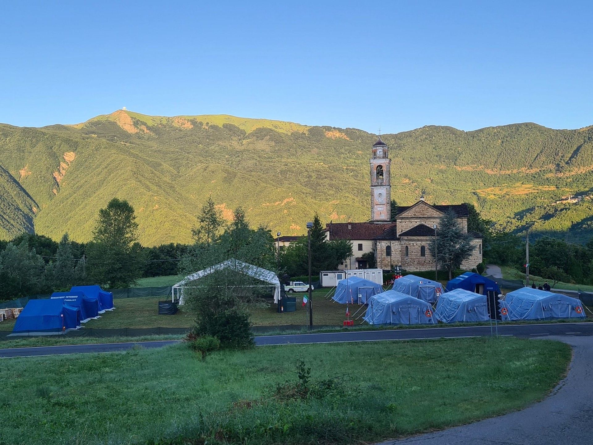 L'accampamento nell'area messa a disposizione dal circolo Anspi (foto Valerio Marangon)