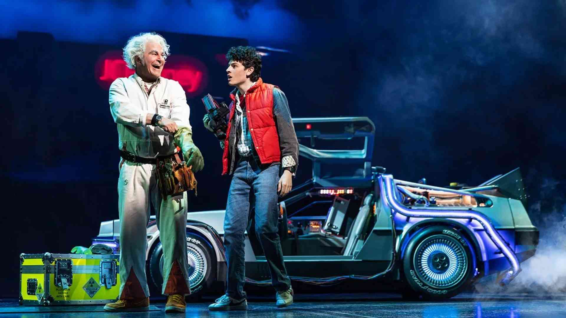 Balliamo e cantiamo a spasso nel tempo con Doc e Marty McFly
