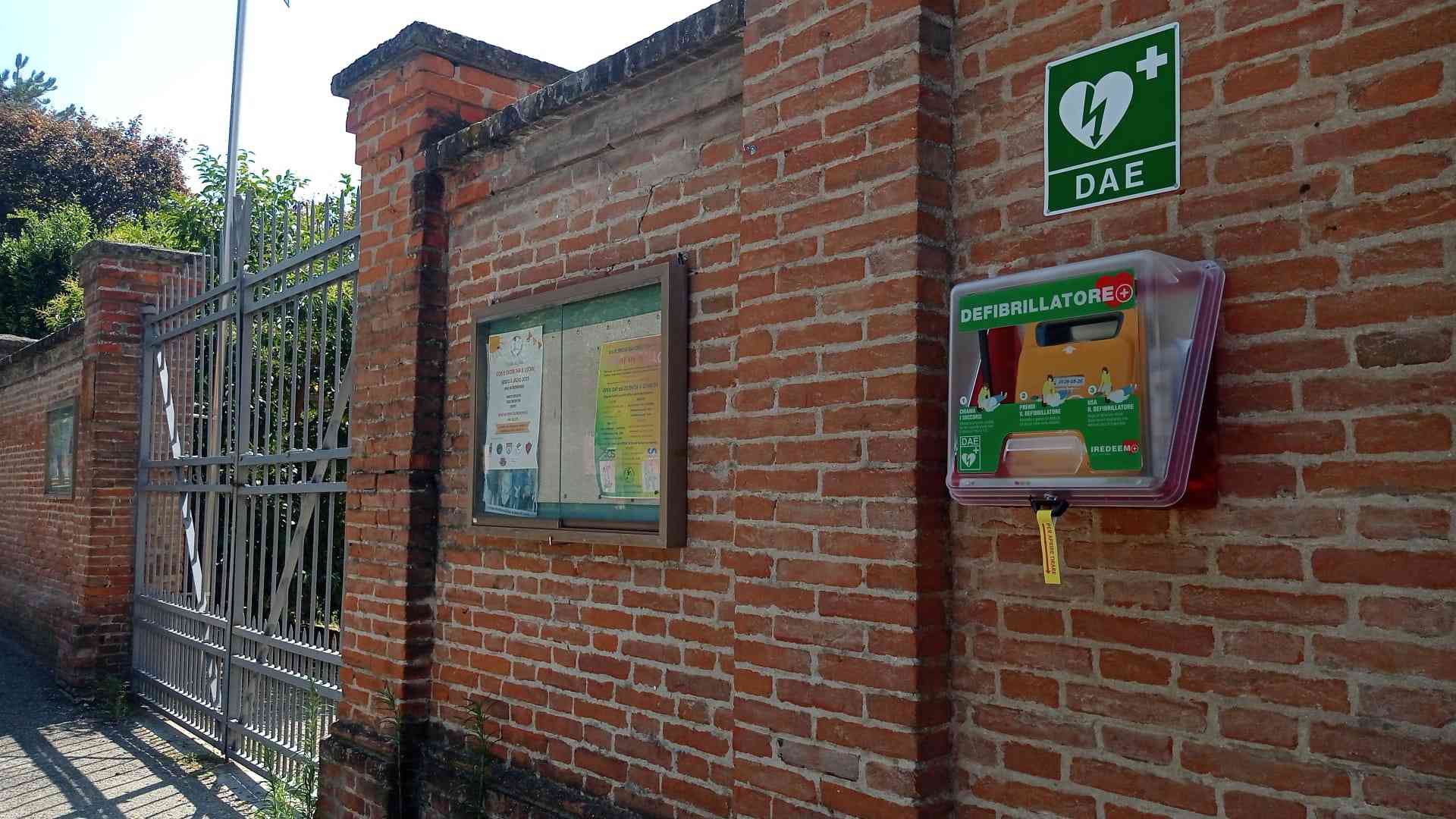 Tre defibrillatori grazie alla generosità dei borgonovesi