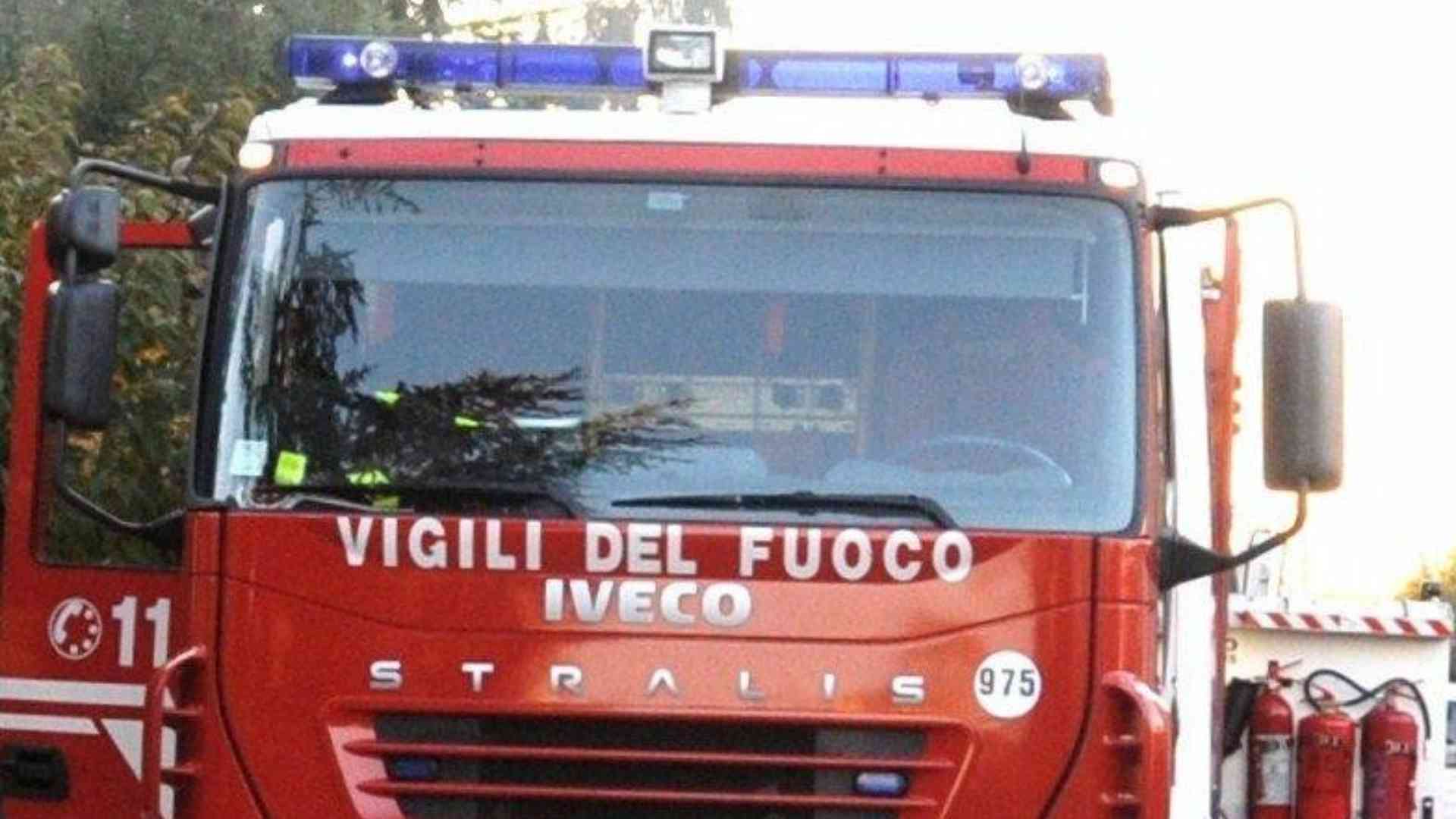 Vigili del Fuoco senza autorimessa: «Progetto pronto da 4 anni ma è tutto fermo»