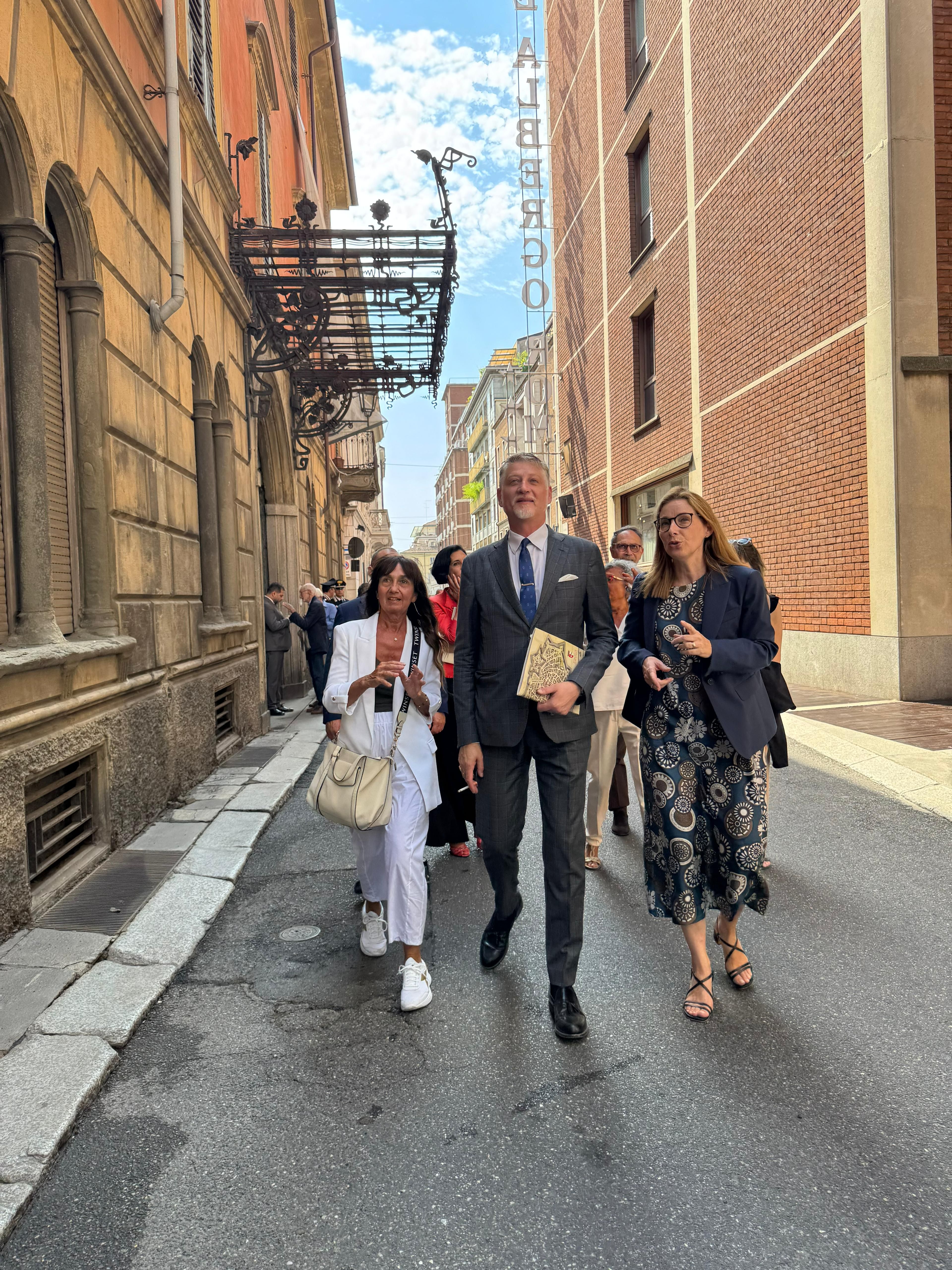 Il ministro della Cultura, Alessandro Giuli, in visita all'hotel San Marco a Piacenza