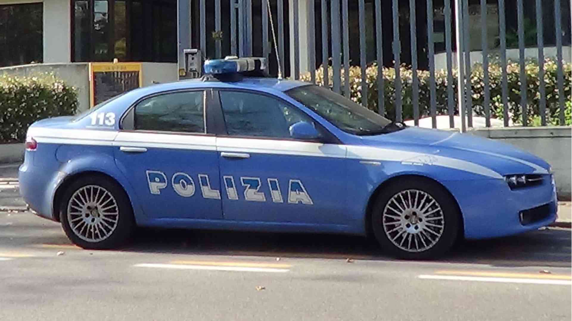Anziana raggirata da finti vigili, bottino da migliaia di euro