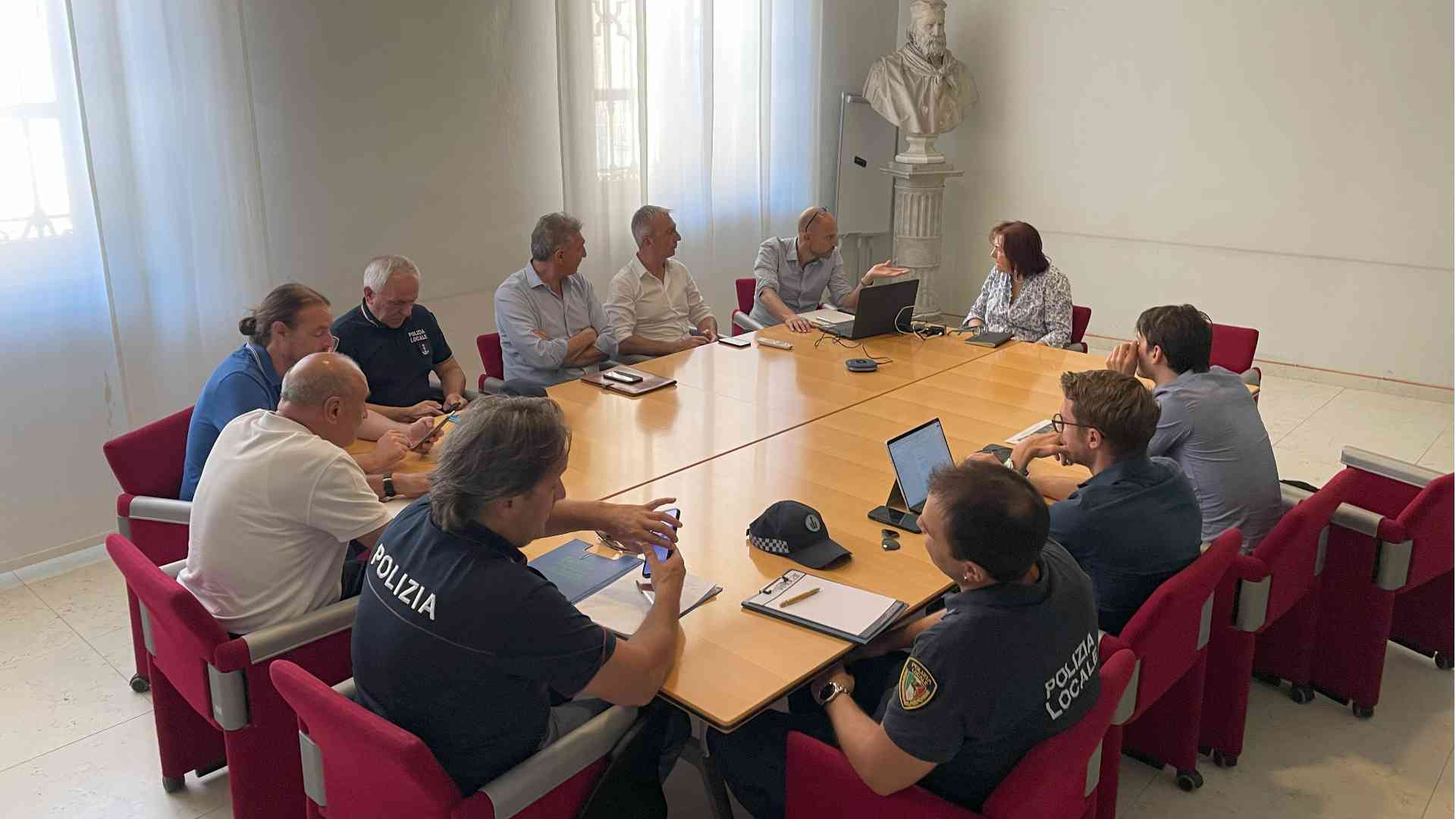 L'incontro che si è tenuto in Provincia sul problema viabilistico legato alla chiusura del ponte sul Nure della via Emilia