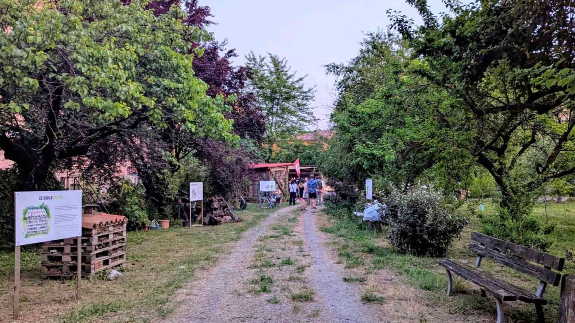 Da frutteto abbandonato a oasi urbana, Cosmonauti: «Futuro a rischio»