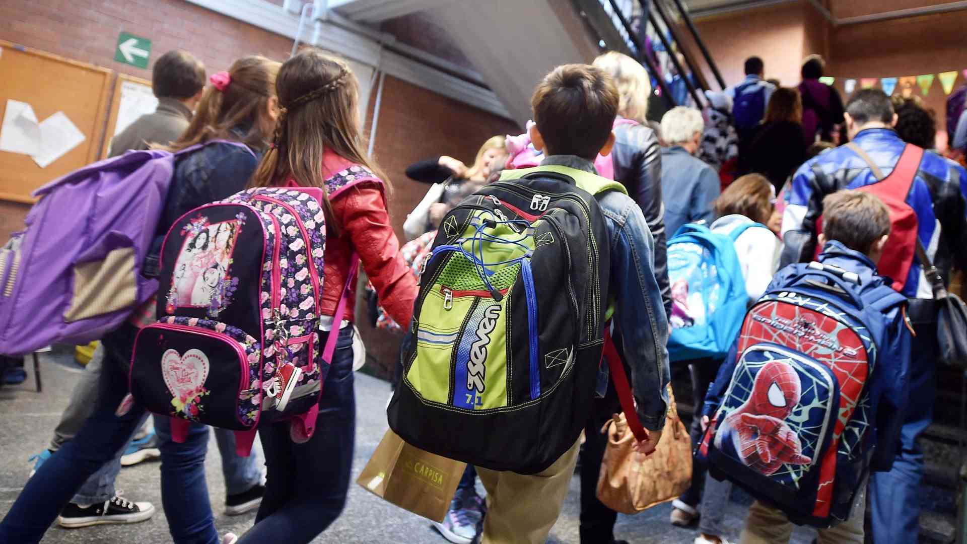 Scuola, valzer di presidi: Caiazzo alla Dante, Santoro lascia il Marconi
