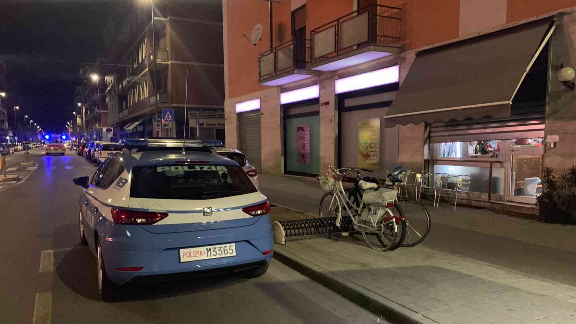 Ancora violenza in viale Dante, rissa con calci e pugni