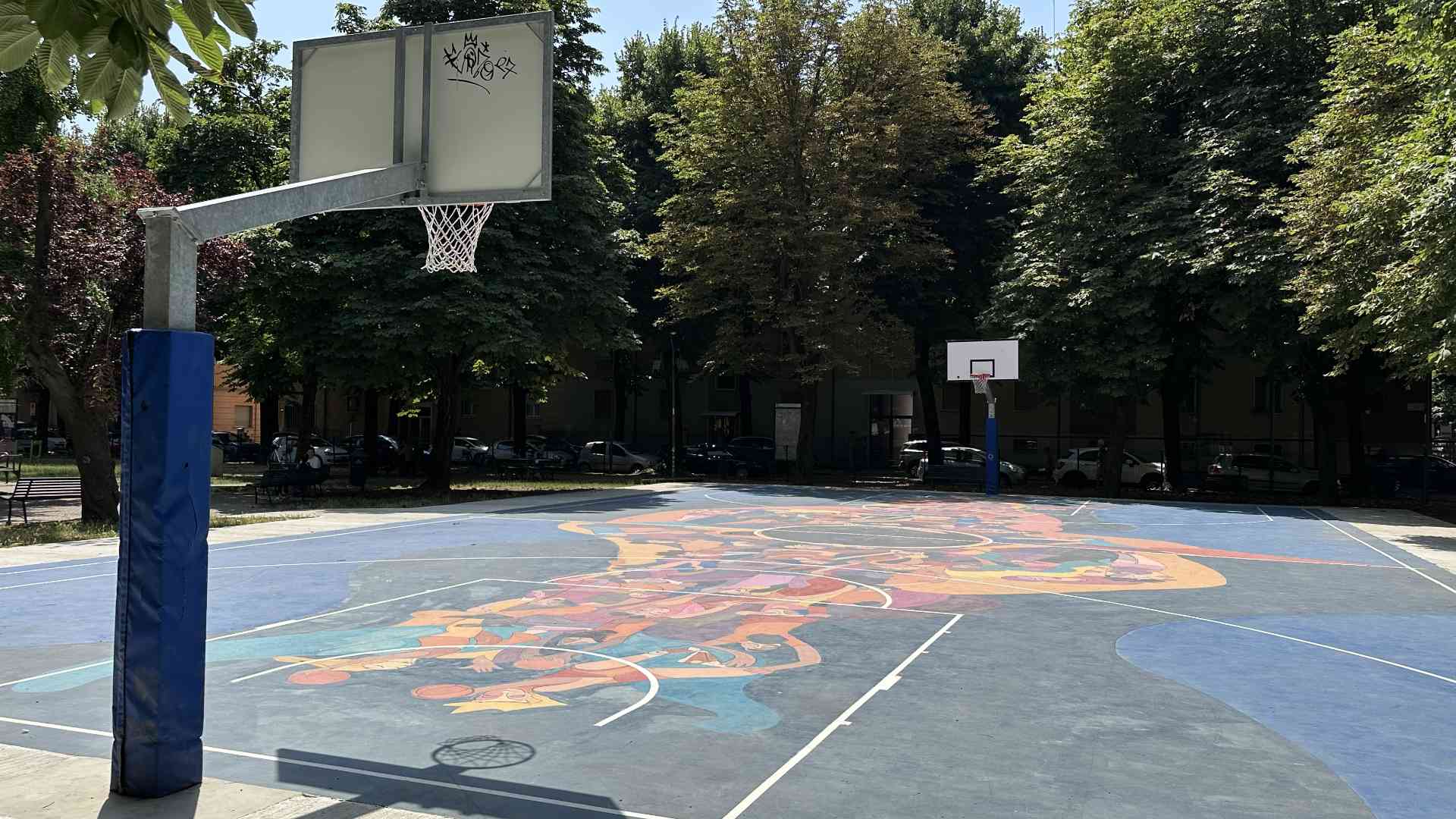 Proteste per il campo da basket, pronto comitato e raccolta firme