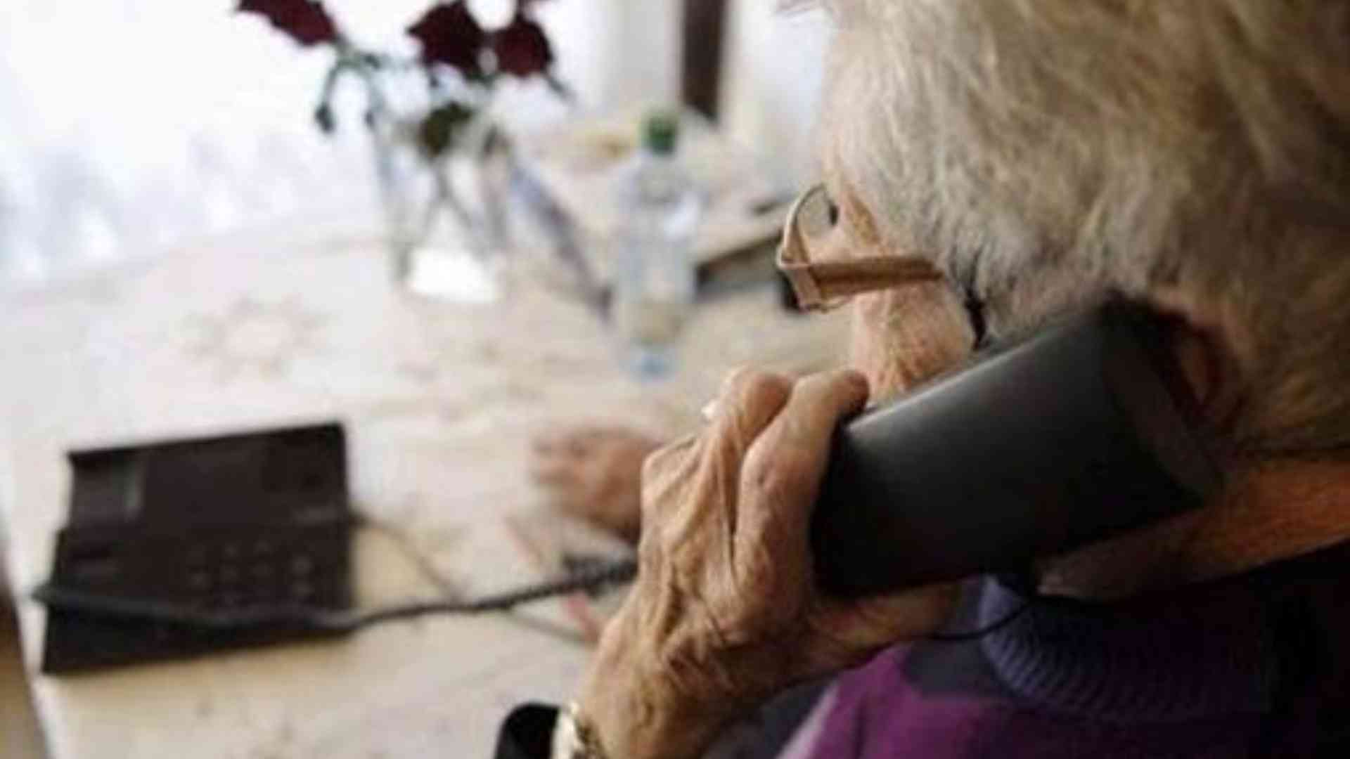 Dal finto tecnico allo spray, l'assedio dei truffatori: un "colpo" ogni 7 giorni