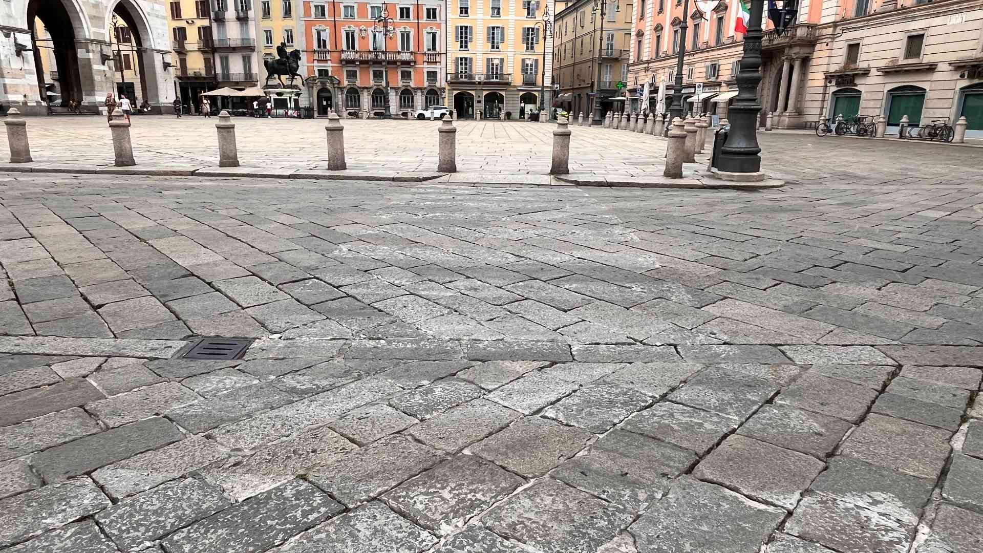 Strisce pedonali sbiadite, le segnalazioni dei cittadini
