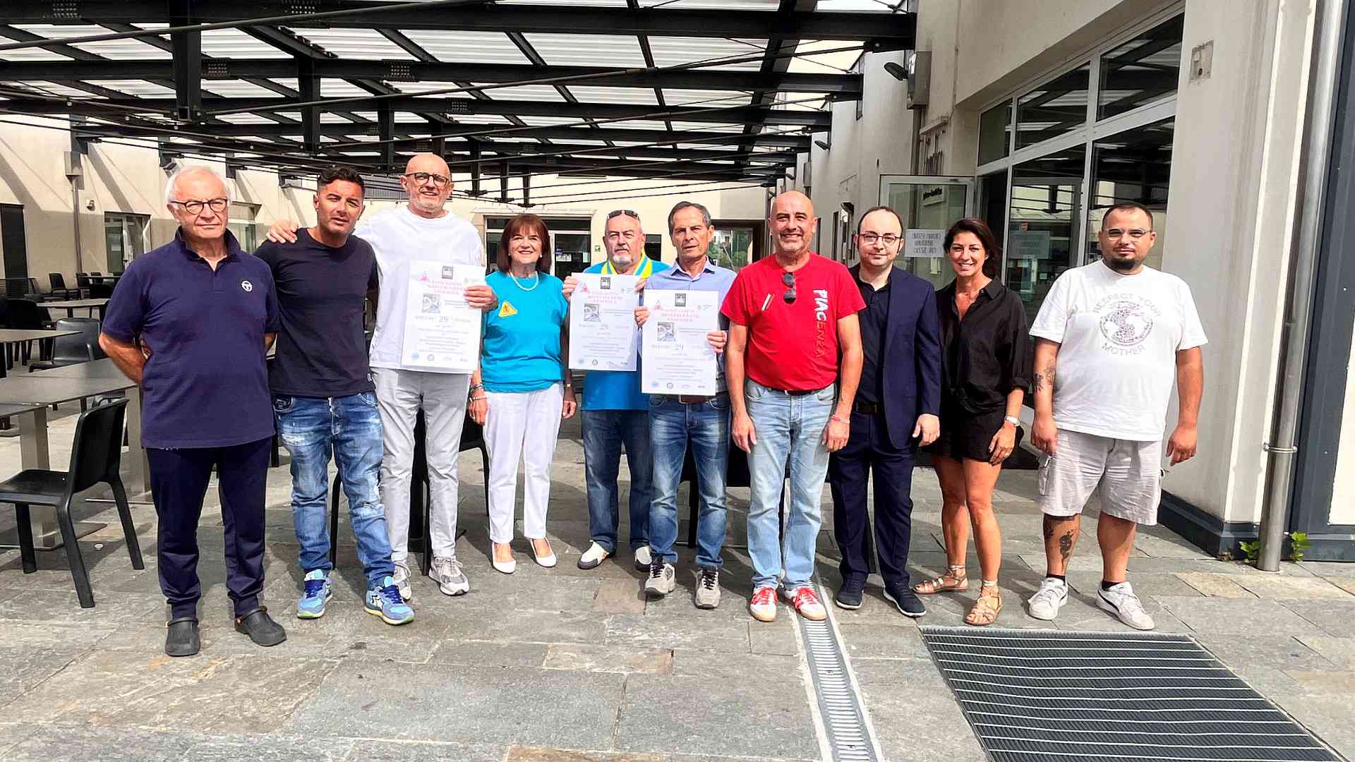 Misericordia, la solidarietà non si ferma: c'è la pizzata