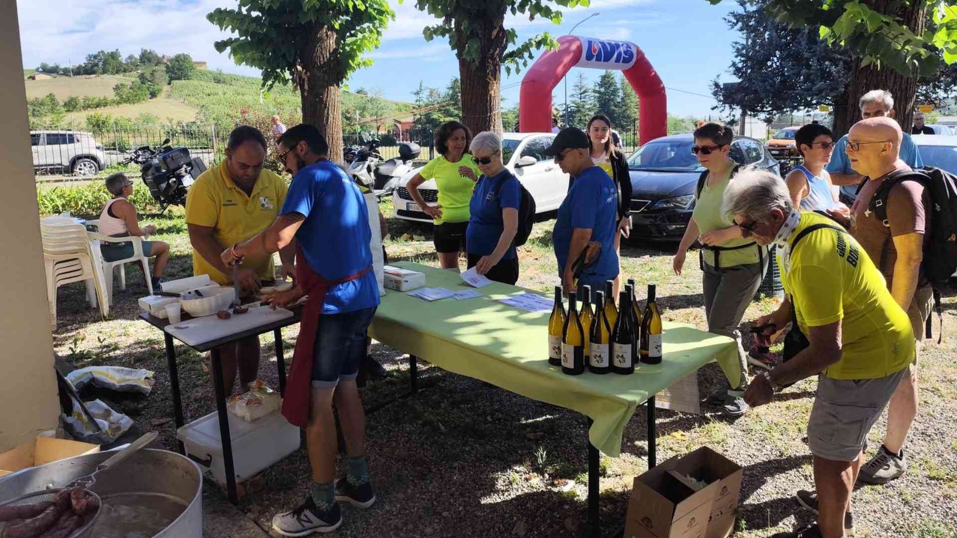 Marcia in ricordo di  Roberta Magistrali, in 500 tra campi e boschi
