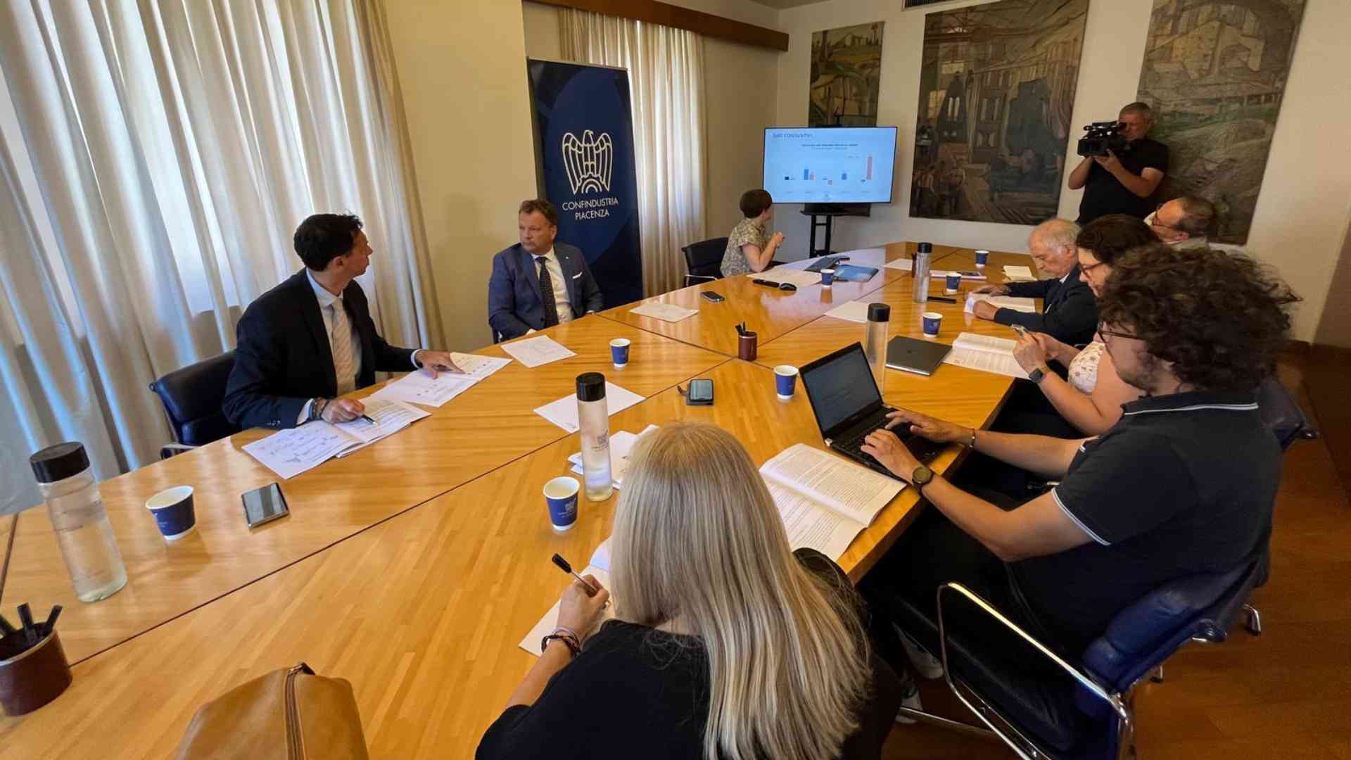 Confindustria:  «Il settore regge, ma spaventano i dazi»