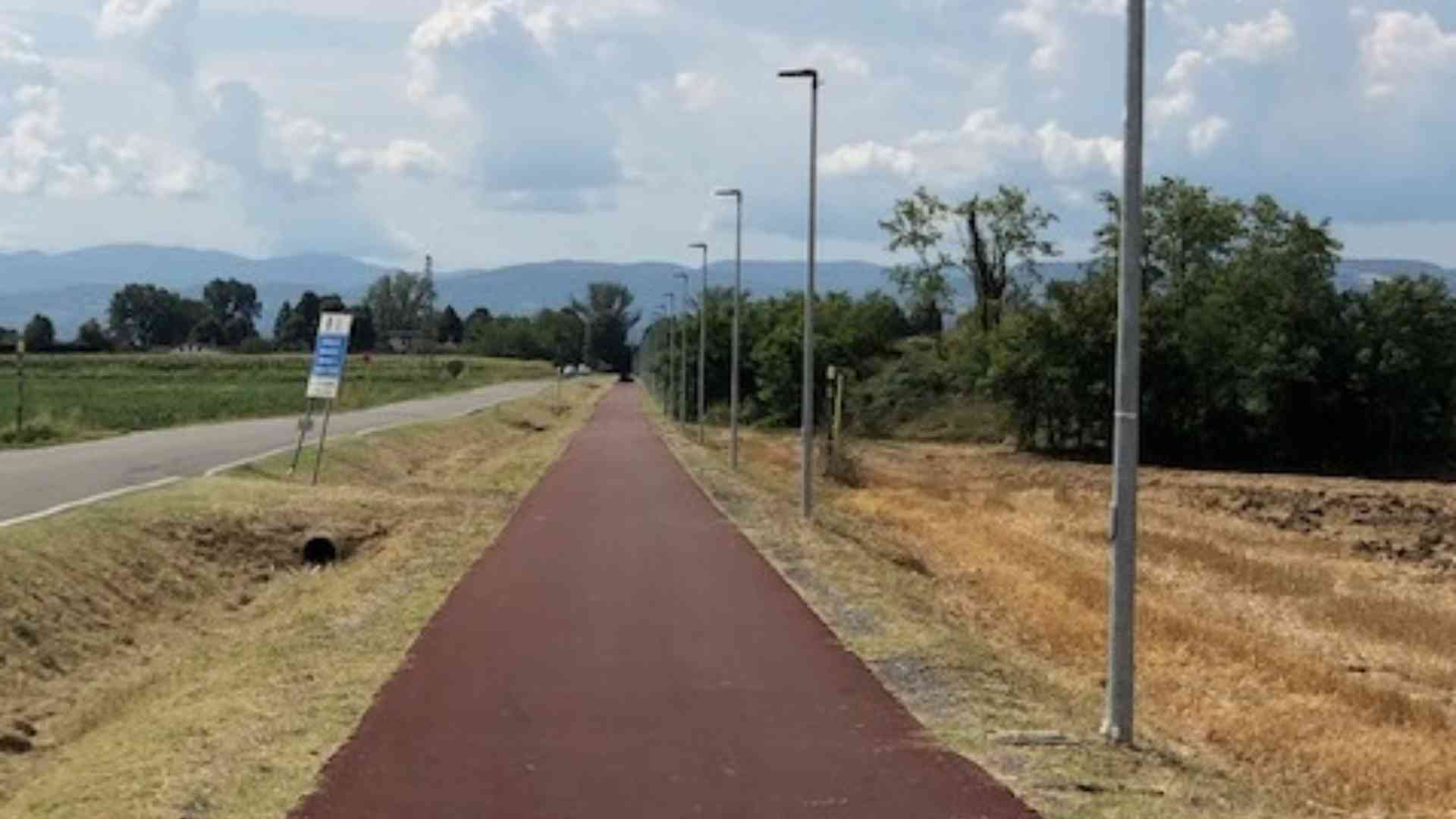 Aperta la nuova pista ciclopedonale tra Rottofreno e Centora: si accende anche l’illuminazione