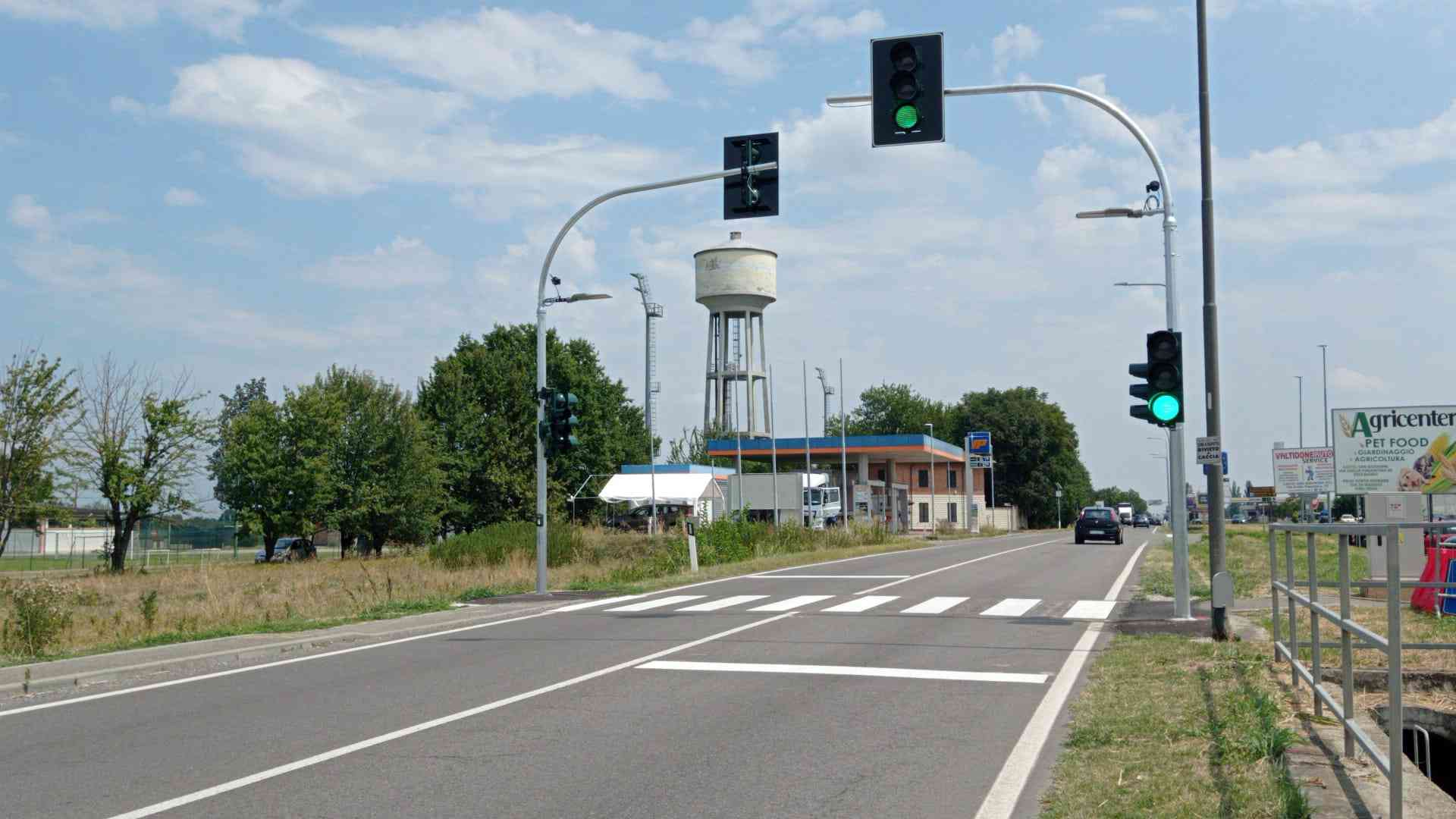 Castello, semaforo in via Emilia: intervento da 60mila euro