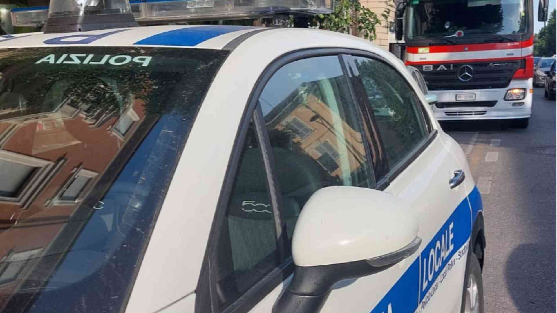 Cane muore alla catena, proprietario indagato