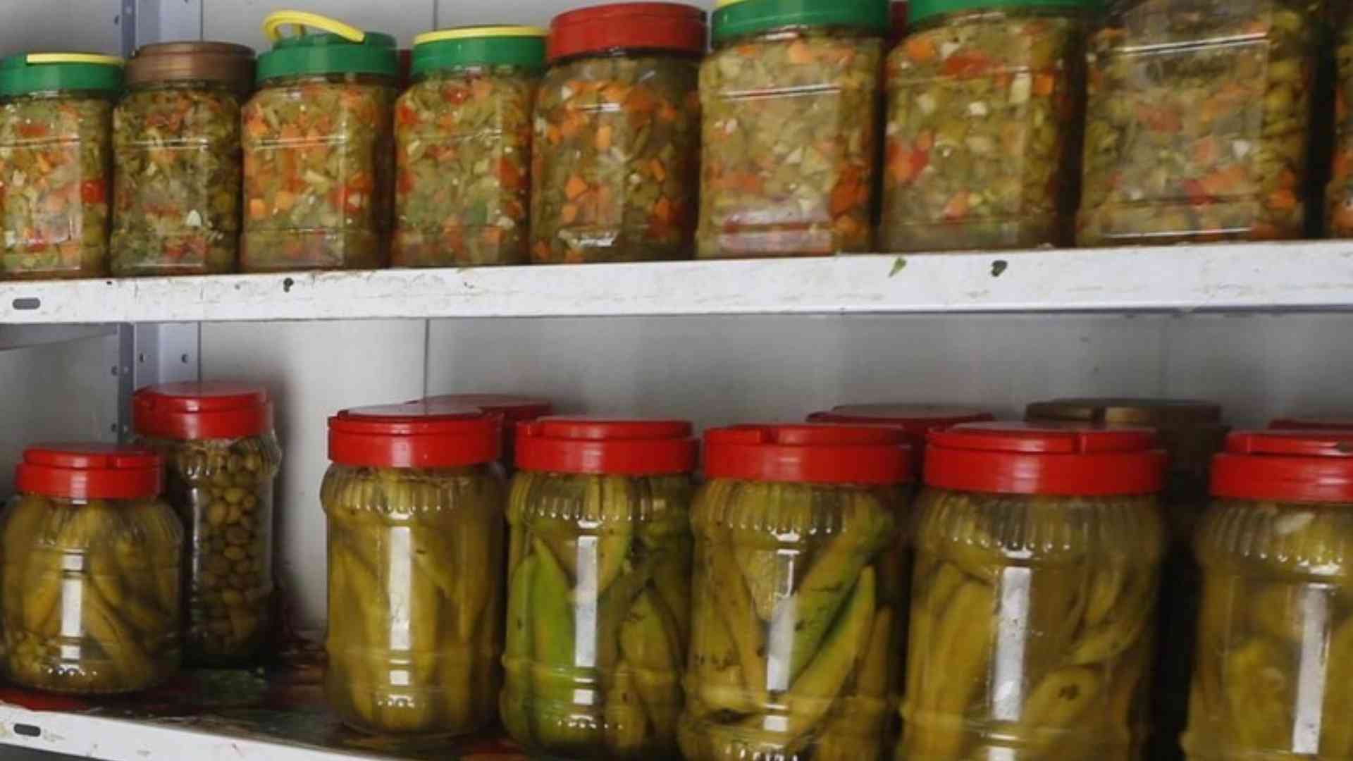 Le conserve fatte in casa osservate speciali per il botulino alimentare