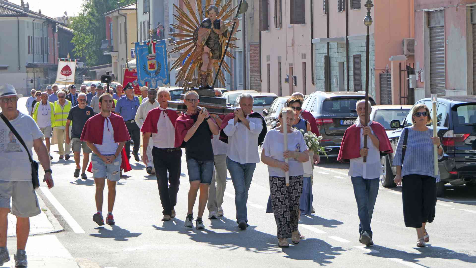 Sarmato, il premio San Rocchino ai "taxisti" della cura