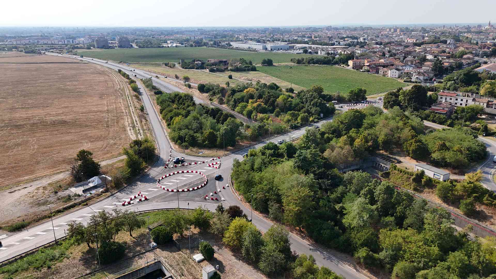 Rotonde alla Farnesiana: «Per ora provvisorie, poi si vedrà»