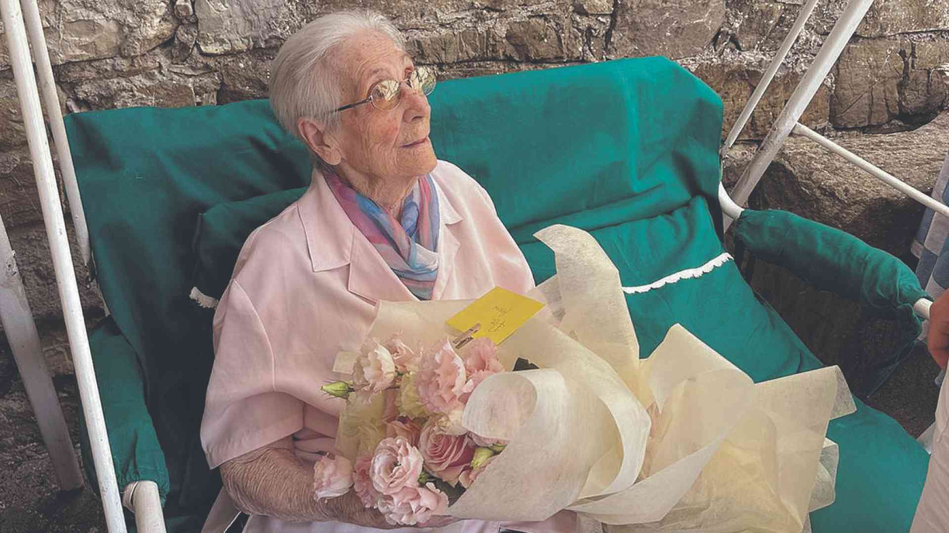 Scappata dai franchisti, Josefa compie un secolo