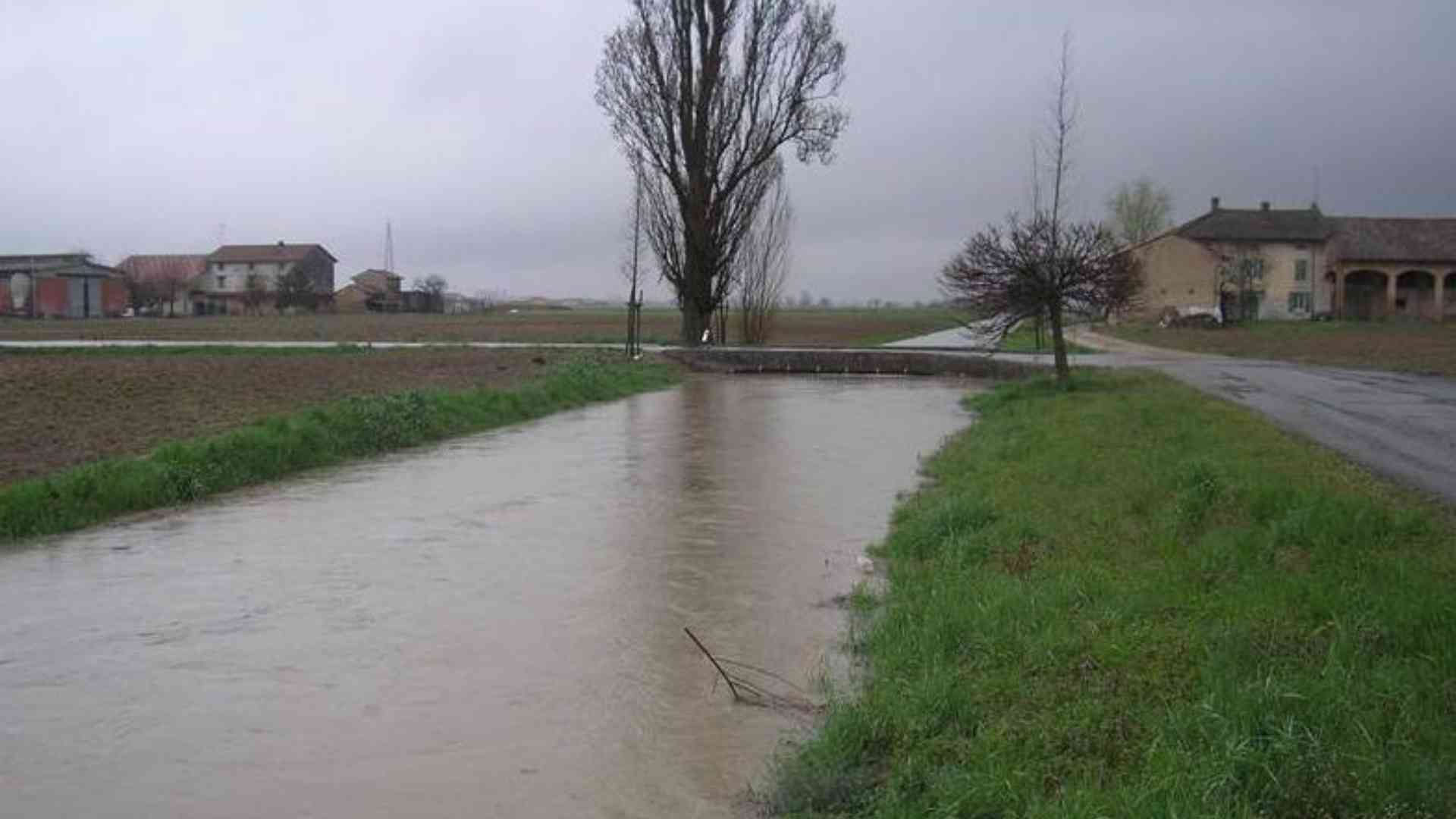 Maltempo, allerta arancione: rischio frane e piene dei fiumi