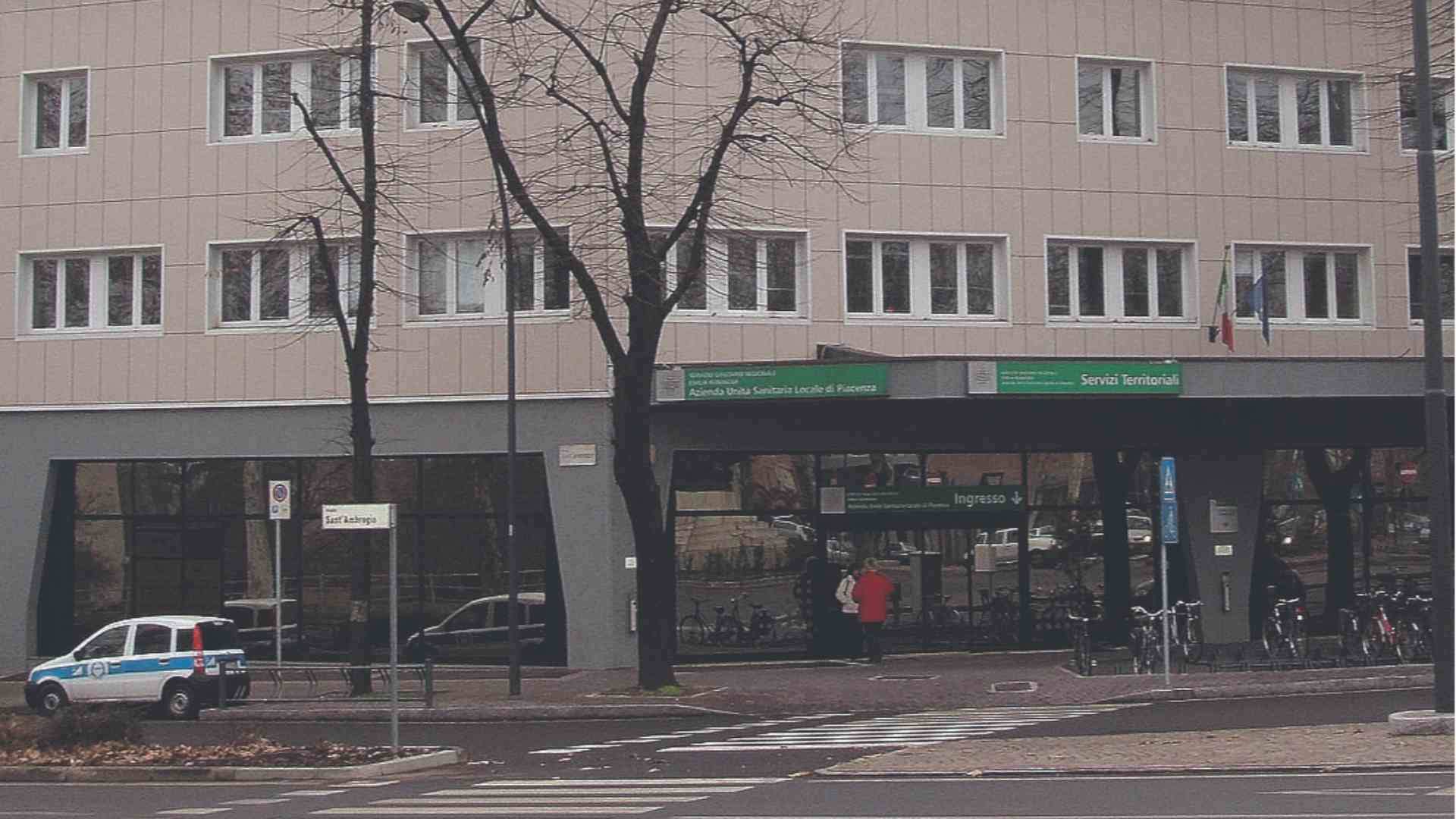 Sanità, 130mila prenotazioni: call center in soccorso di Ausl