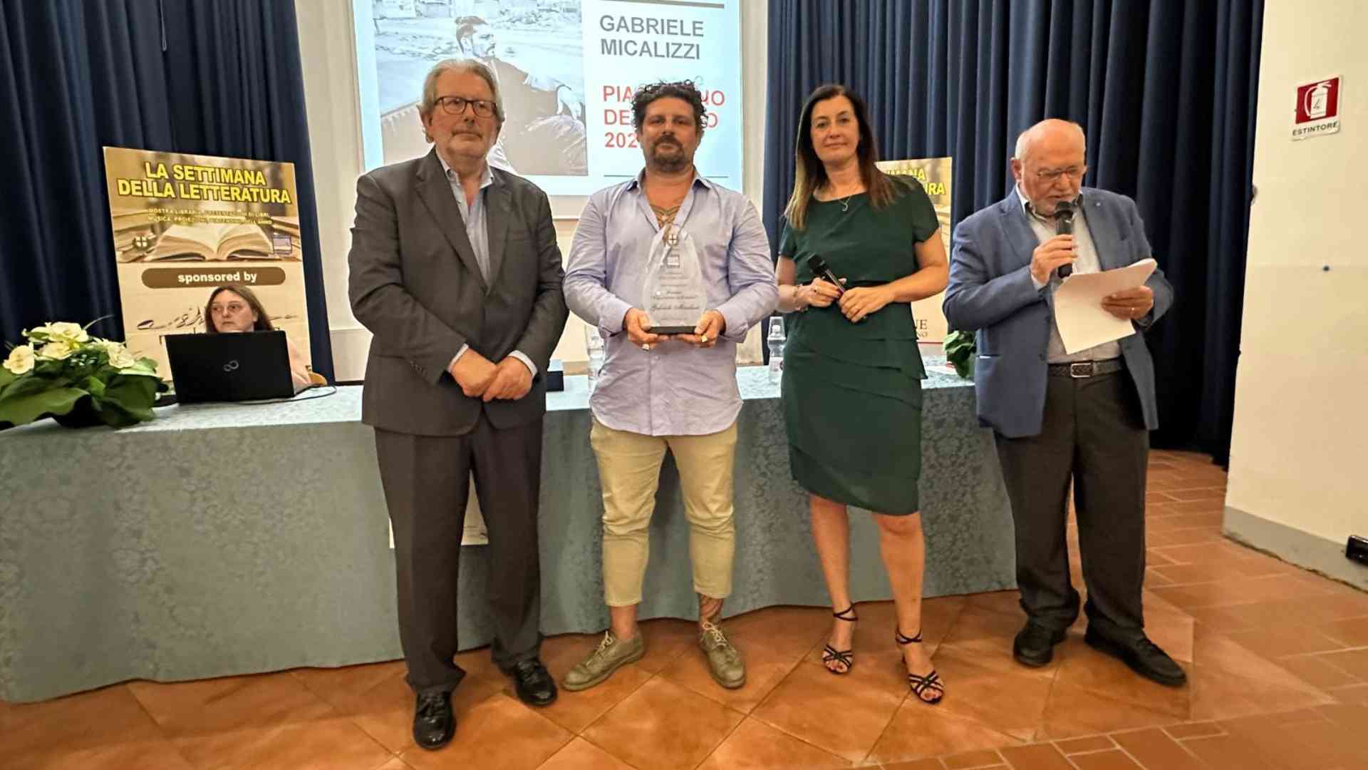 Gabriele Micalizzi "Piacentino dell'anno": «I suoi scatti testimoni di pace e di verità»
