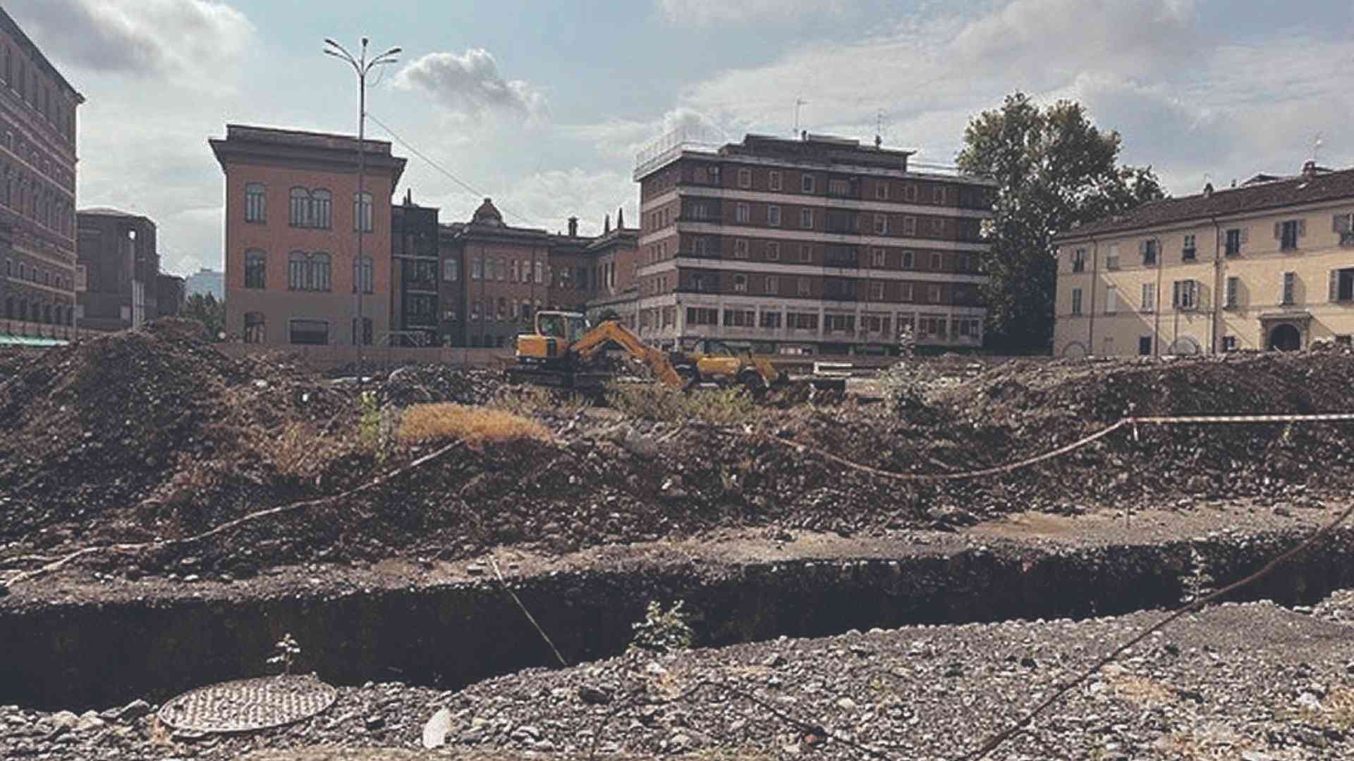 Dal cantiere alle ex Scuderie, tutto dorme. Non parte neppure la sanzione al Gazebo