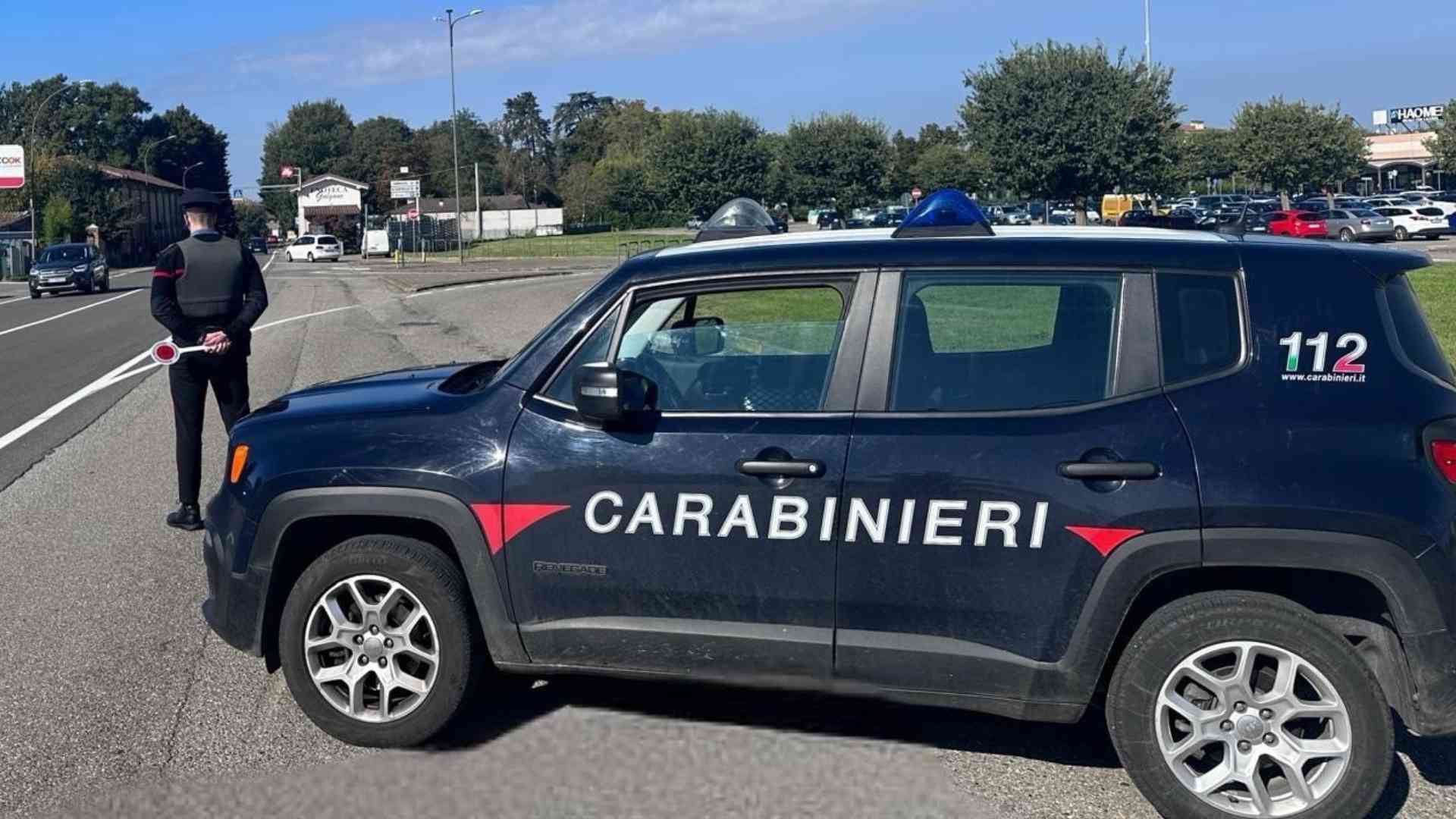 Due furti nello stesso supermercato in poche ore: scattano le denunce