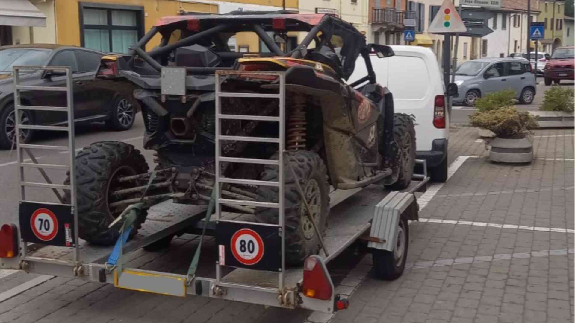 Vigolzone, volo di quattro metri per un ciclista