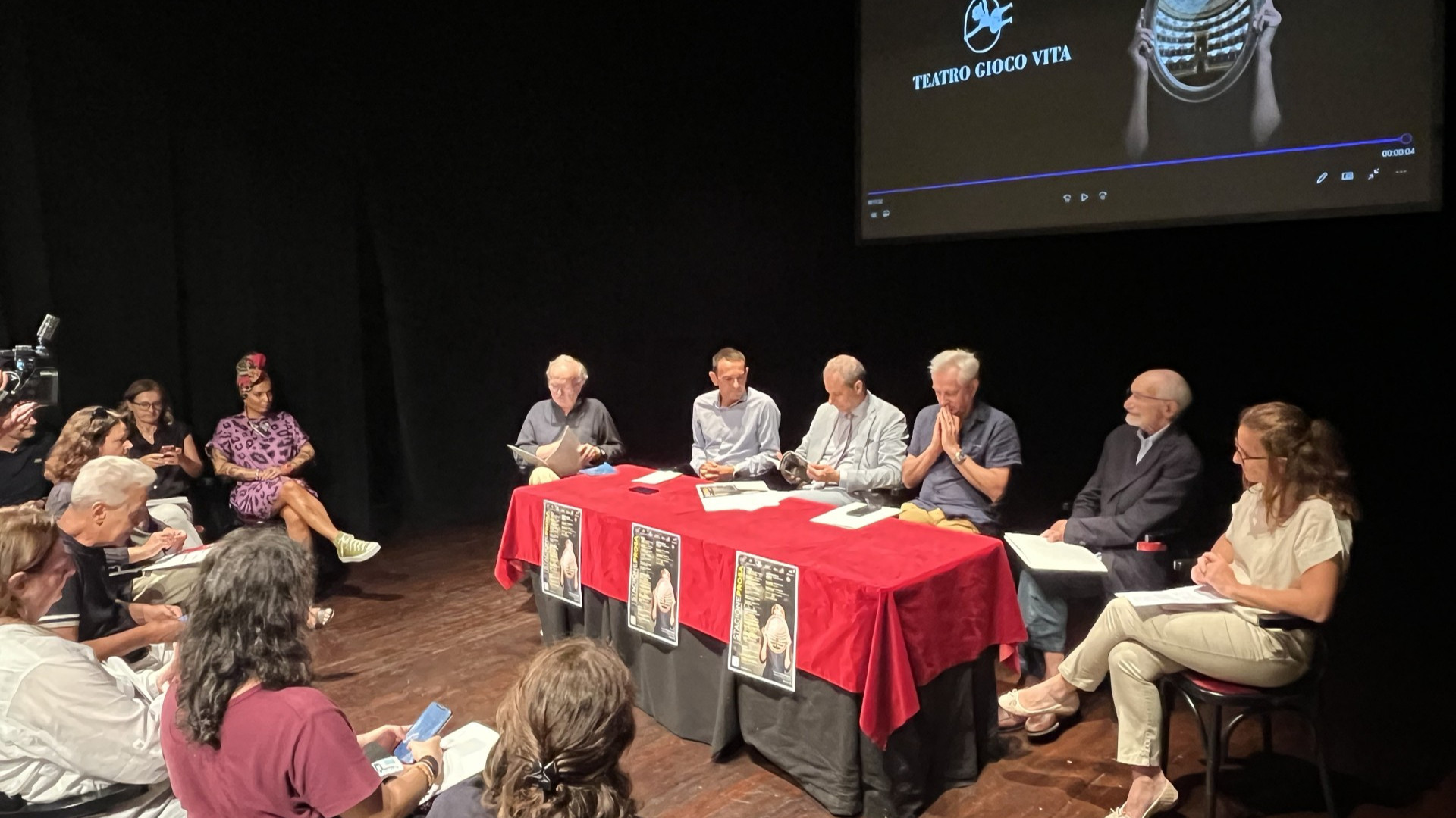 Ozptek, Massini, Paolo Rossi e tanti altri: via alla nuova stagione di prosa