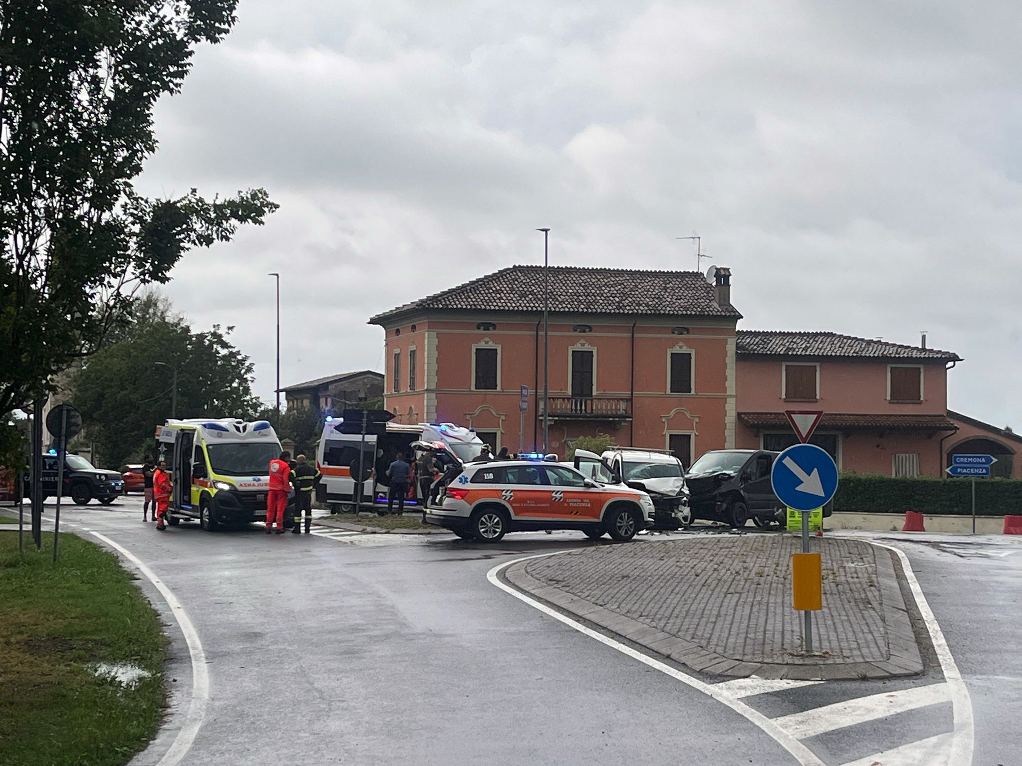 Incidente a Cortemaggiore curva per Cremona