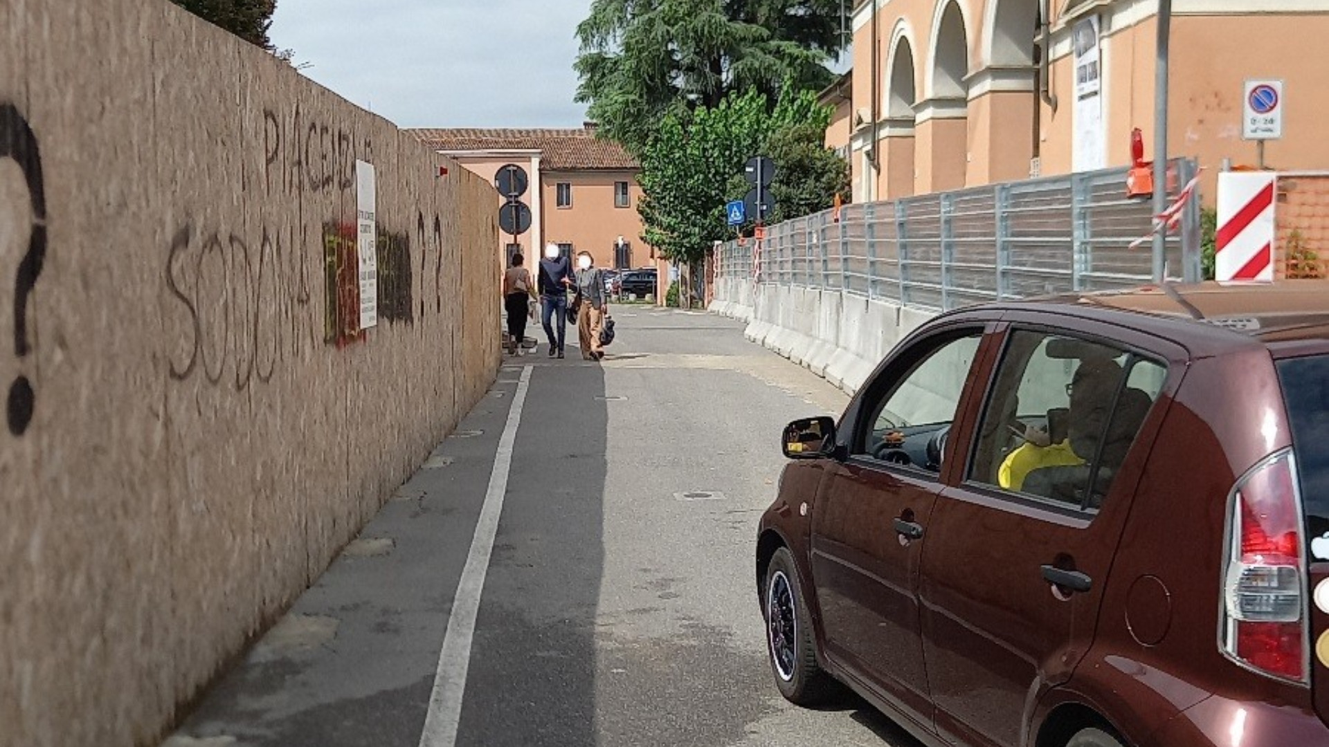 «Tra i cantieri di Cittadella e delle ex Scuderie nessuna sicurezza per i pedoni»