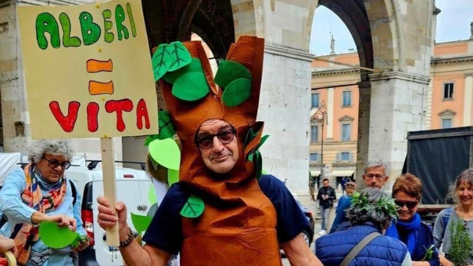 Addio a Stefano Forlini, una vita fra teatro e ambiente