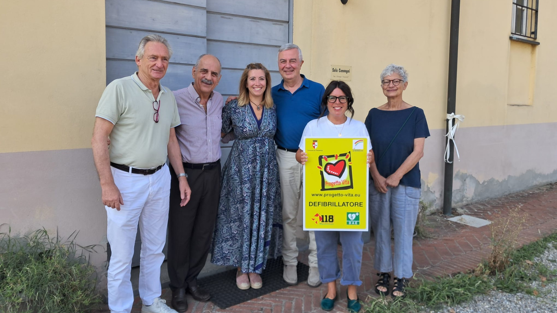 Un defibrillatore alla Pellegrina, «tutti possono salvare una vita»