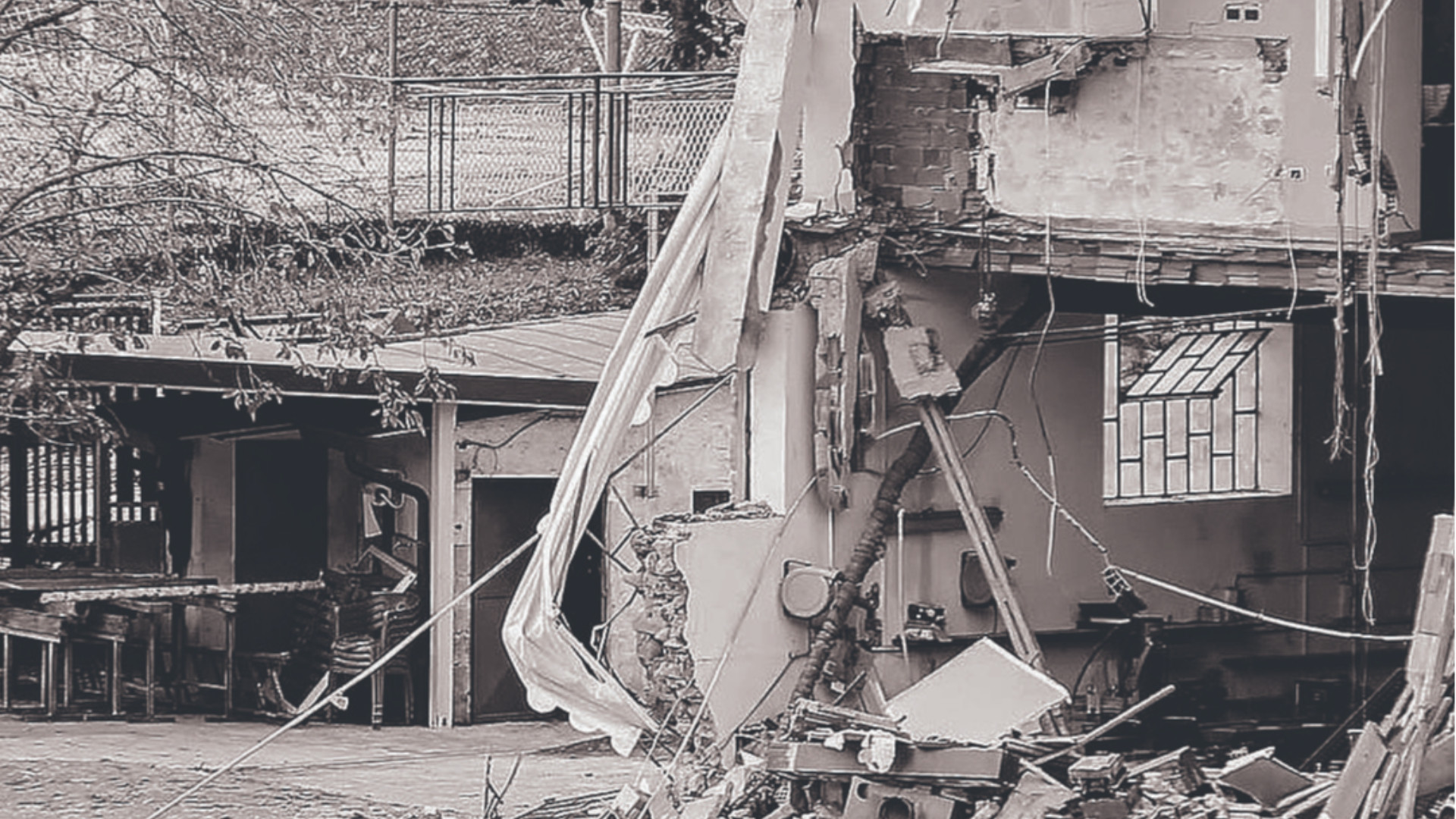 «Dieci anni dall'alluvione ma noi ancora nell'onda»