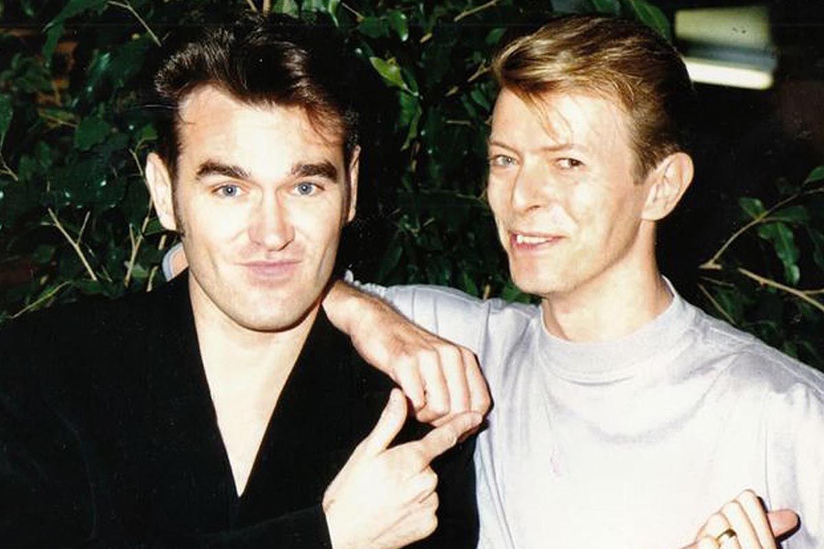 Un giovane Morrissey con David Bowie